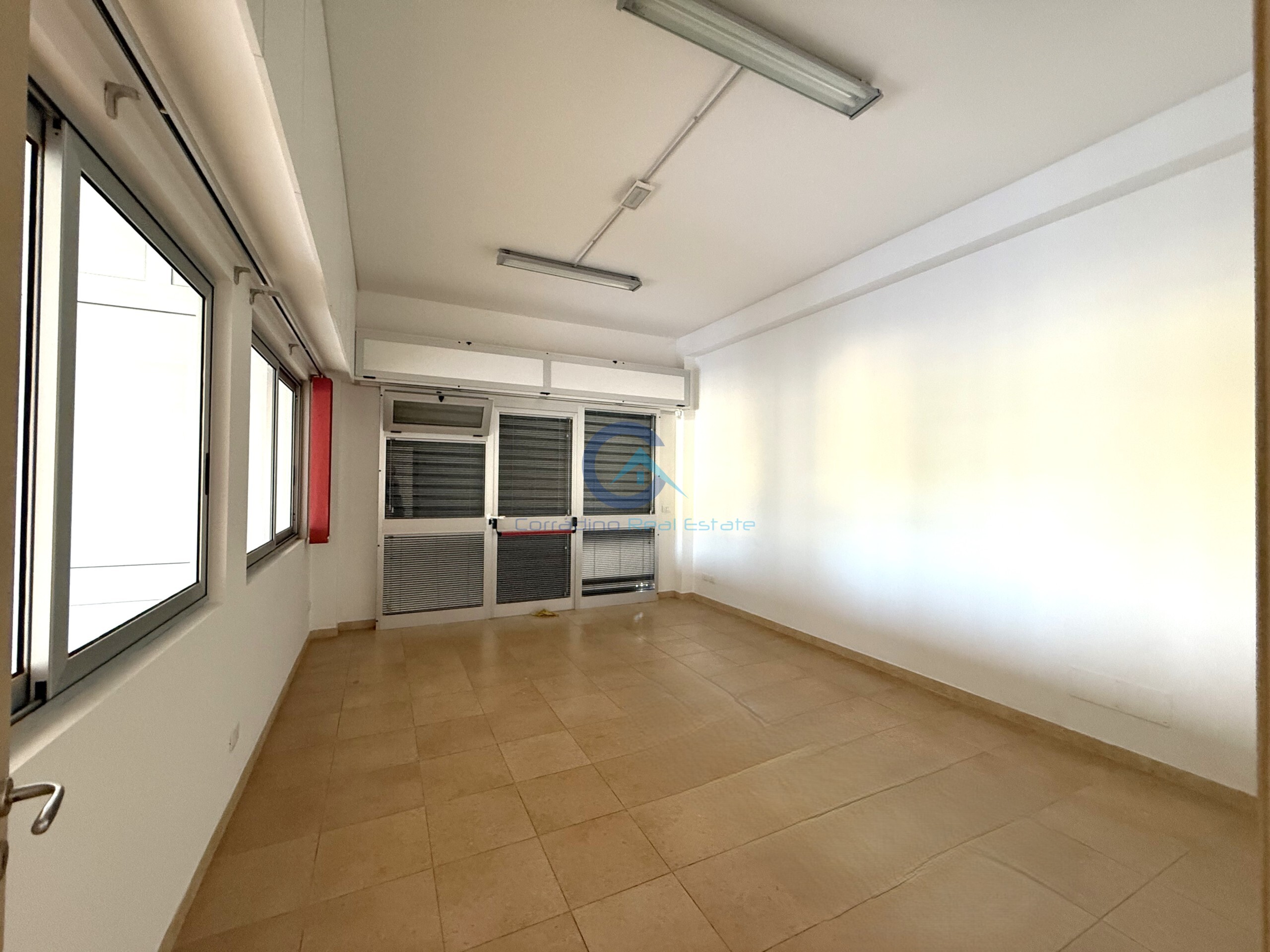 Magazzino in affitto in via milazzo 32, Catanzaro