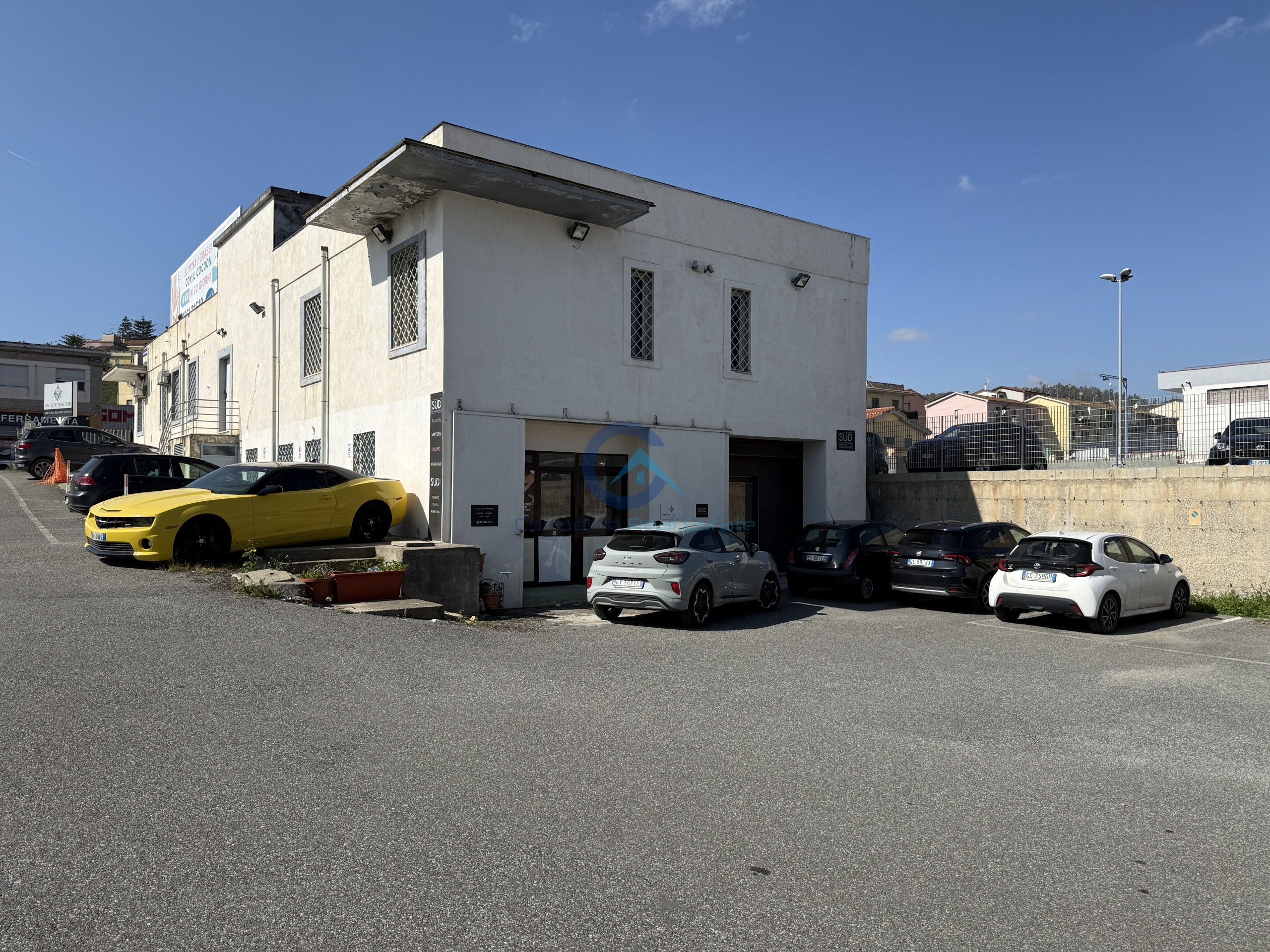 Stabile/Palazzo con terrazzo in viale magna grecia 247, Catanzaro