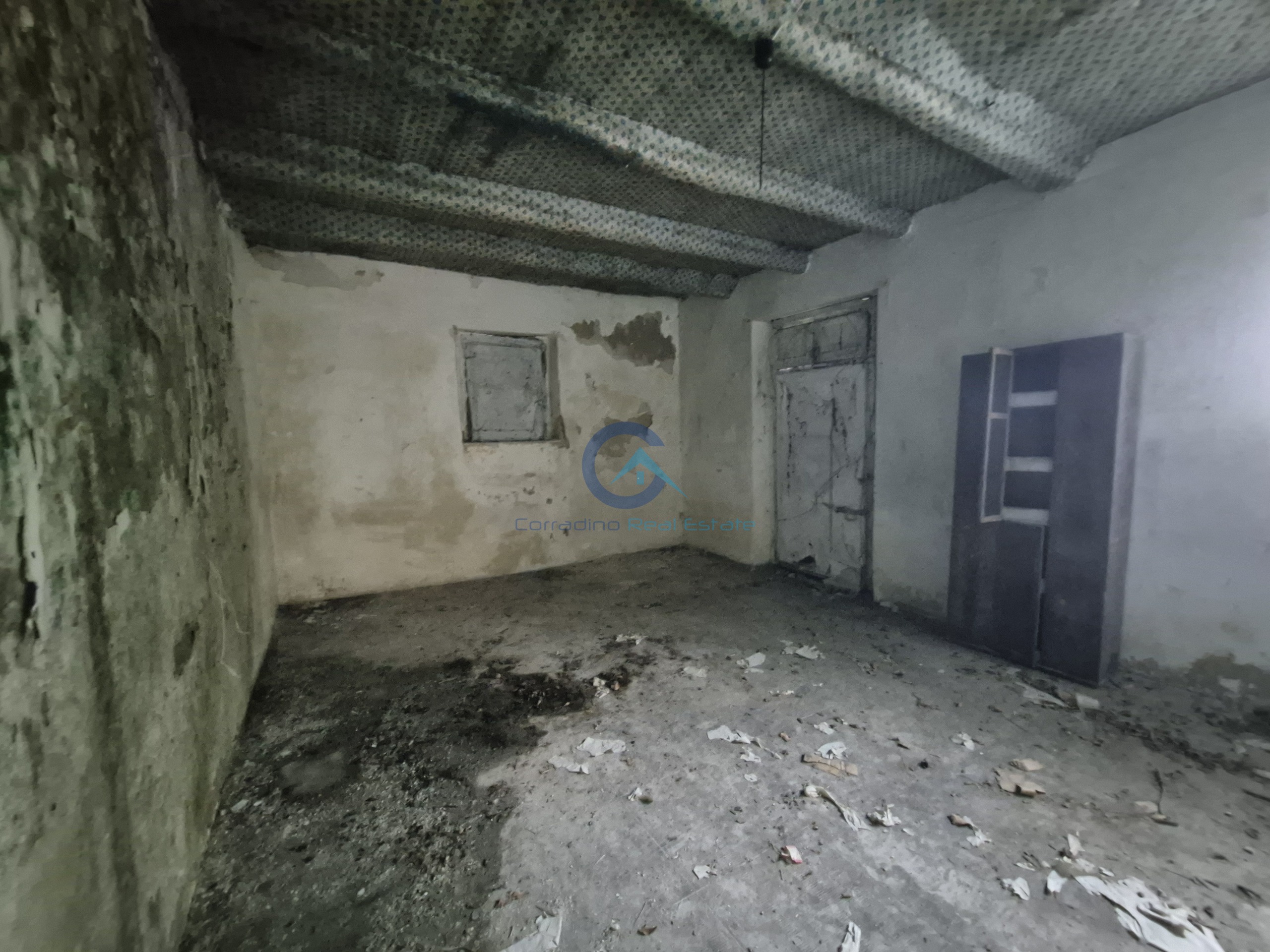 Magazzino con giardino in contrada cerasia, Borgia