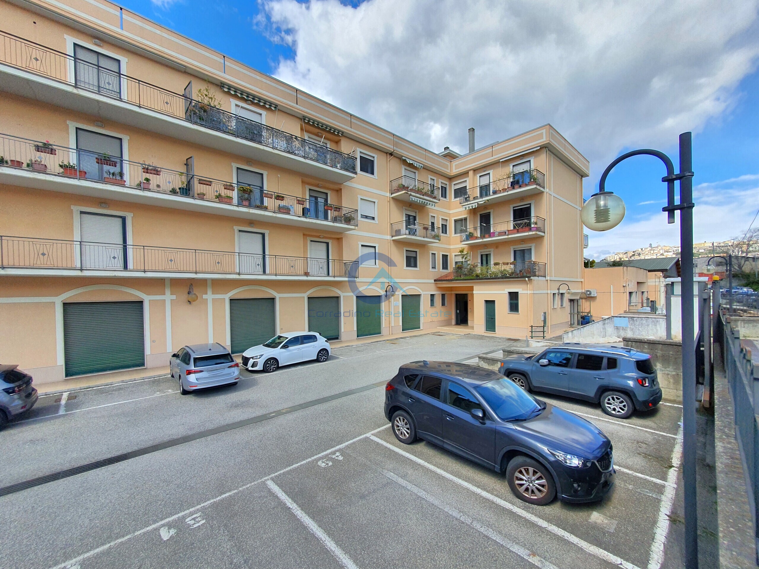 Trilocale in vendita in viale cassiodoro 25, Catanzaro