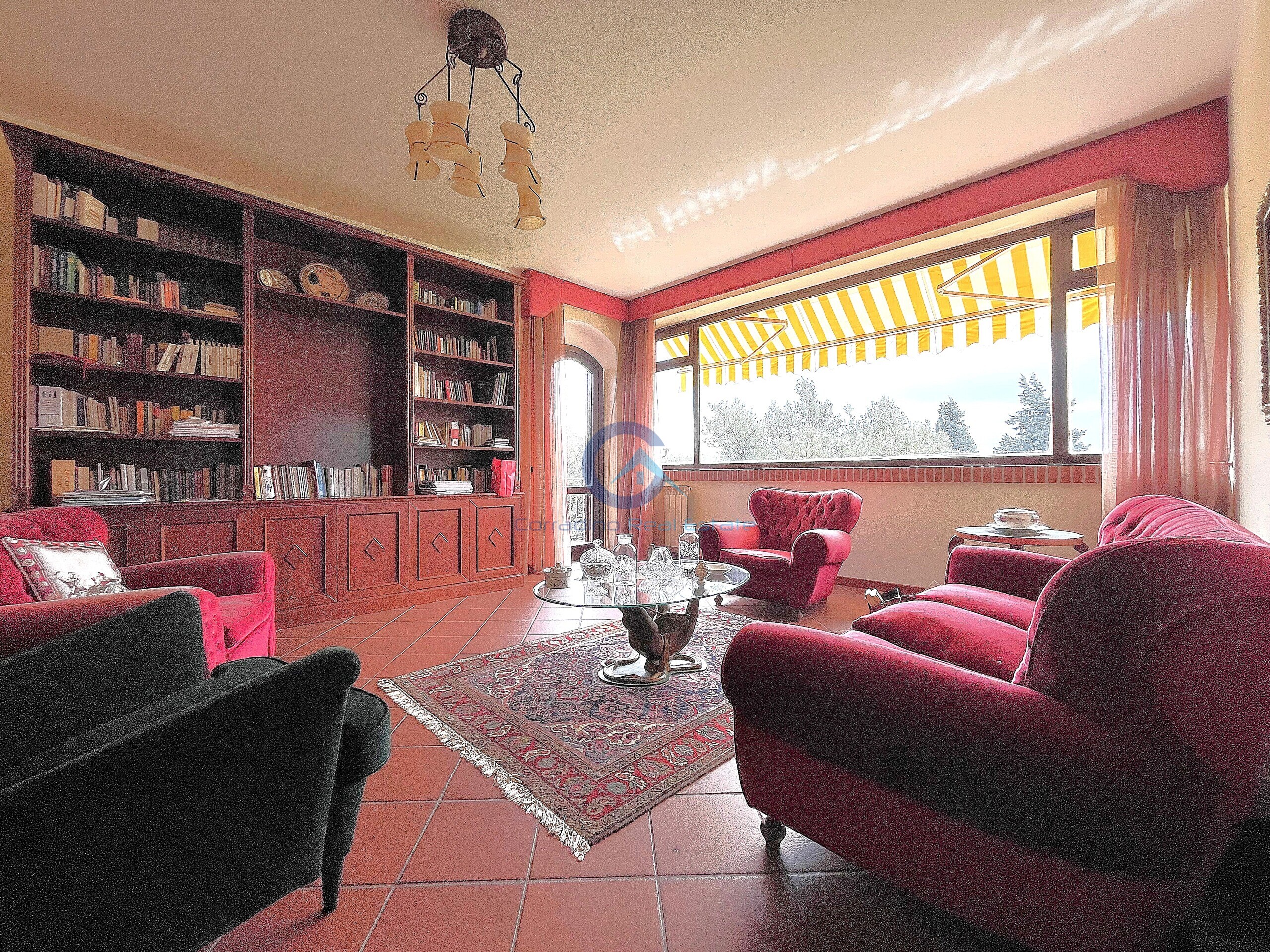 Casa indipendente con giardino in viale dei tulipani 32, Catanzaro