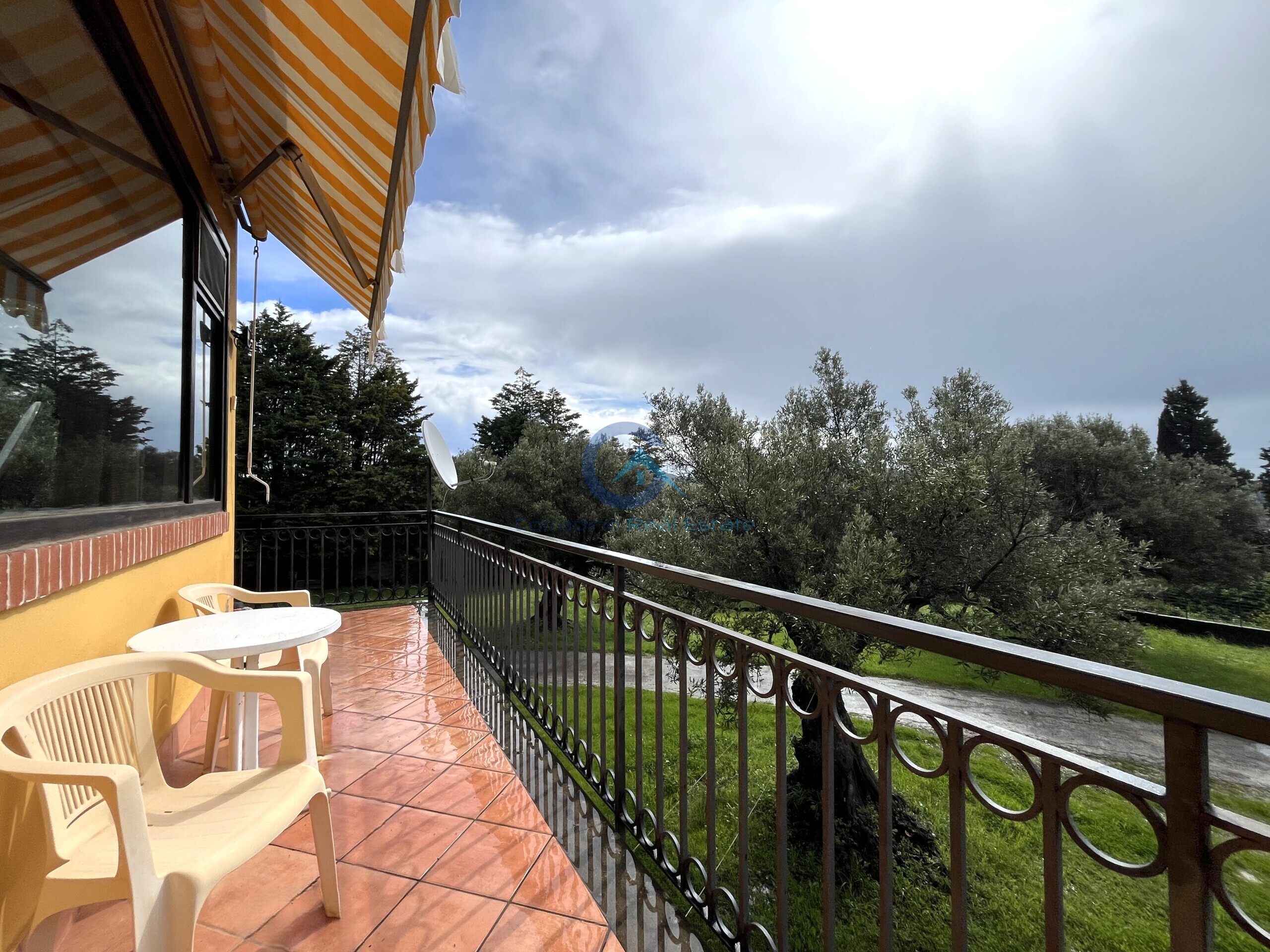 Casa indipendente con giardino in viale dei tulipani 32, Catanzaro