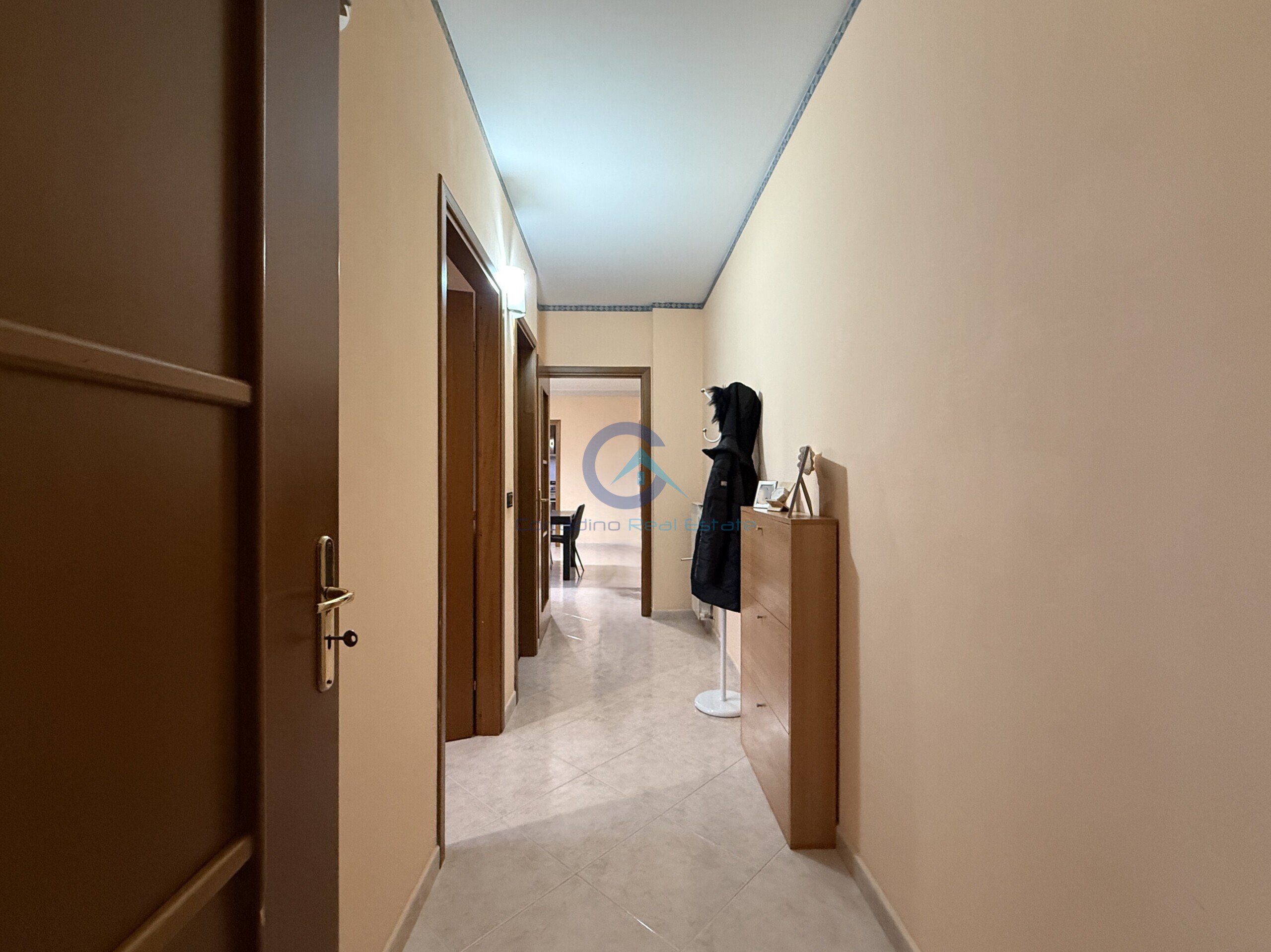 Trilocale in vendita in viale magna grecia 169, Catanzaro