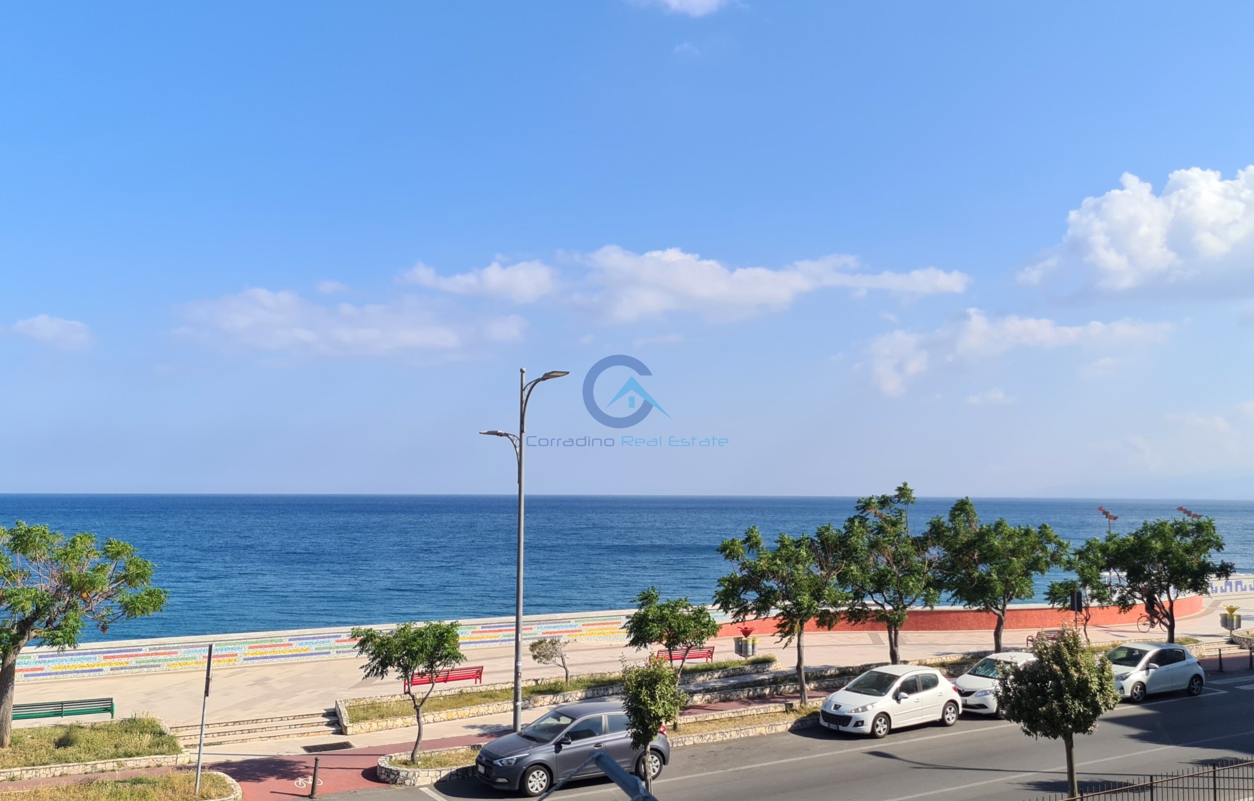 Trilocale vista mare, Catanzaro lungomare