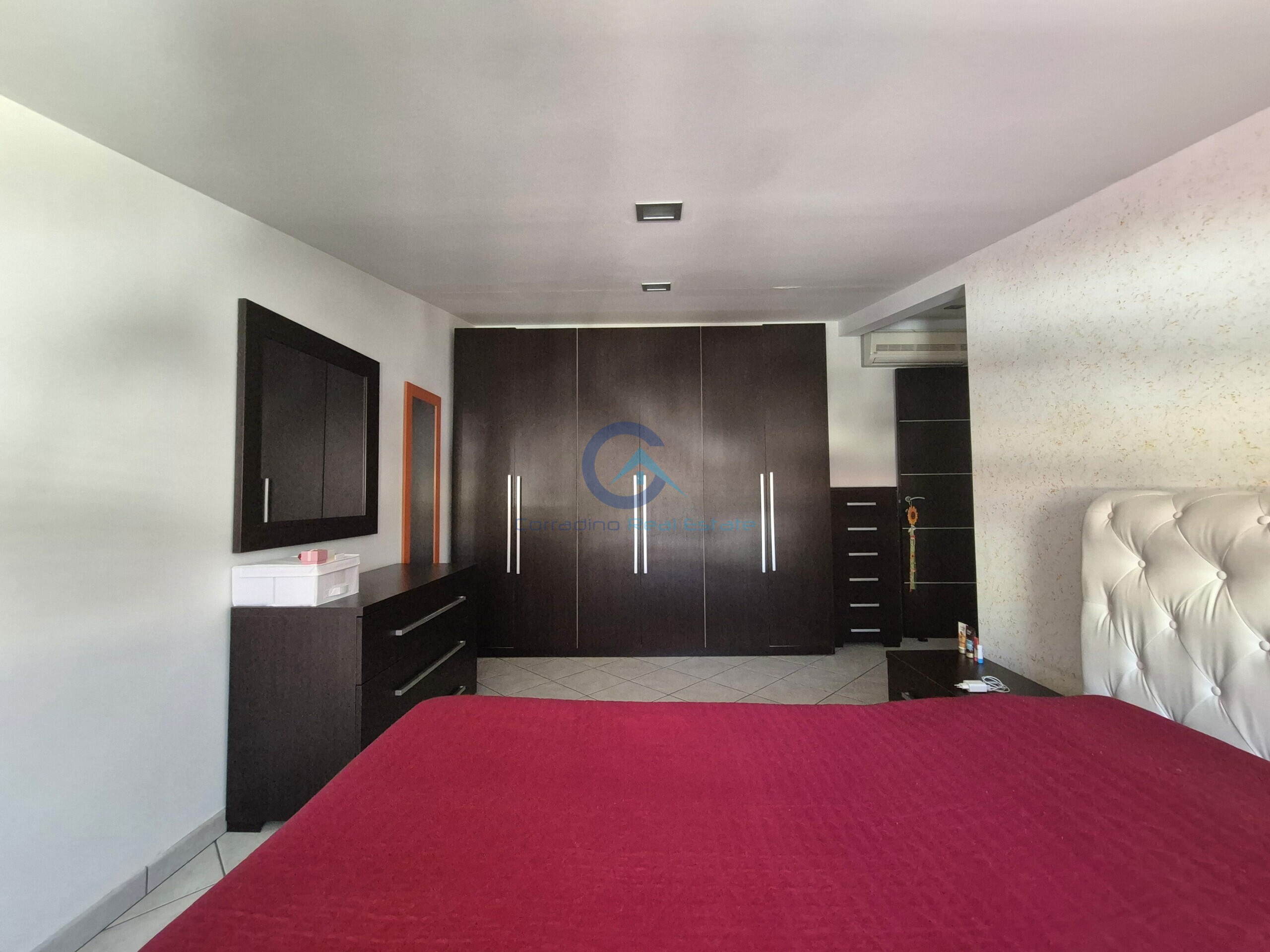 Quadrilocale con terrazzo in vis padre pio x 6, Catanzaro