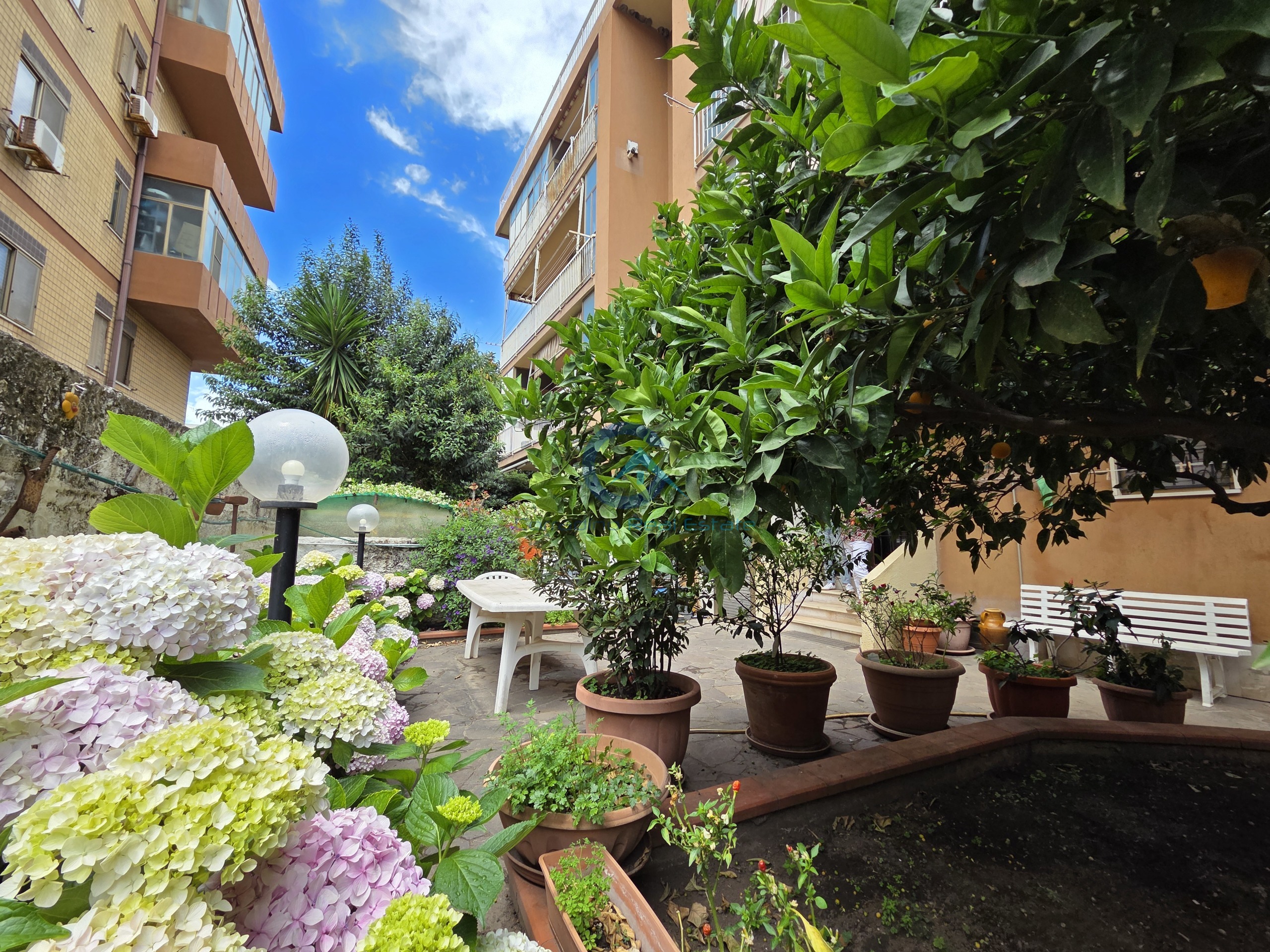 Quadrilocale con giardino, Catanzaro lido