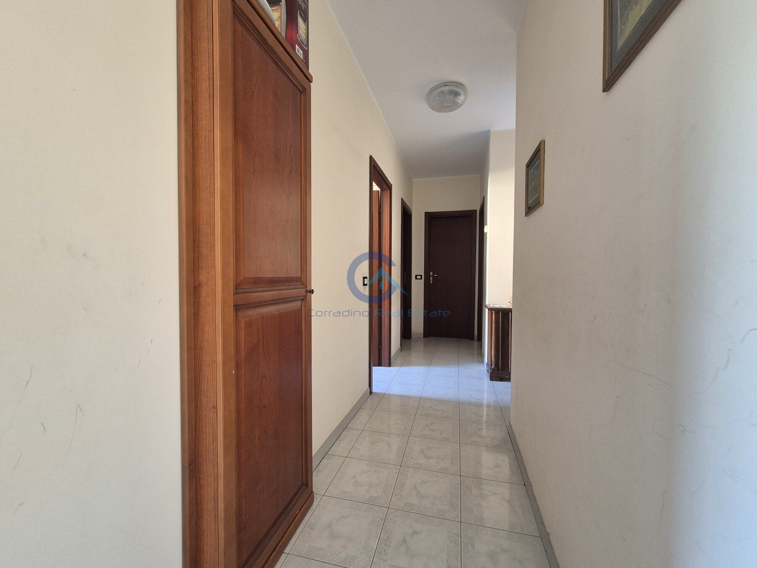 Quadrilocale con giardino in via dei conti falluc 122, Catanzaro