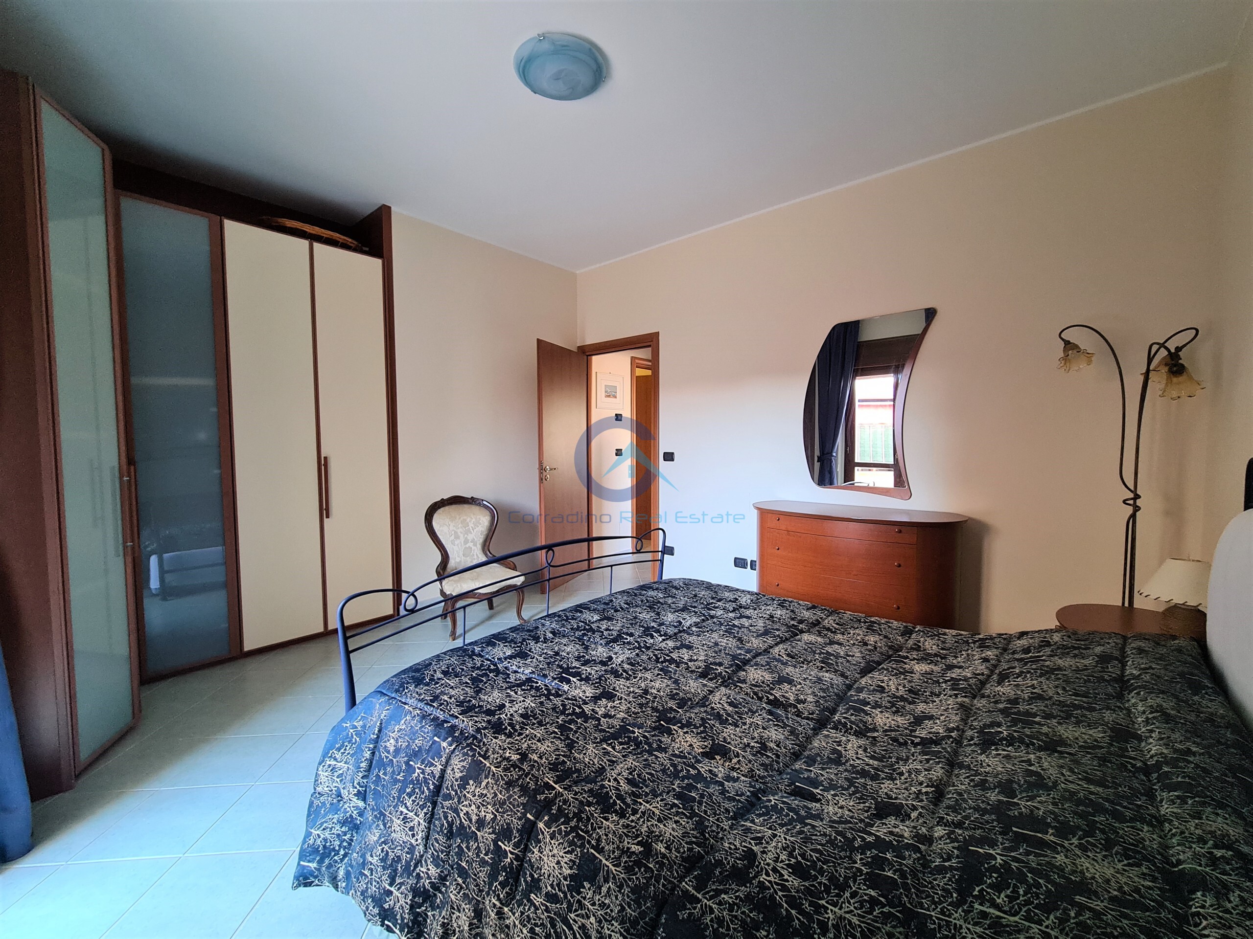 Trilocale con terrazzo, Catanzaro lido casciolino