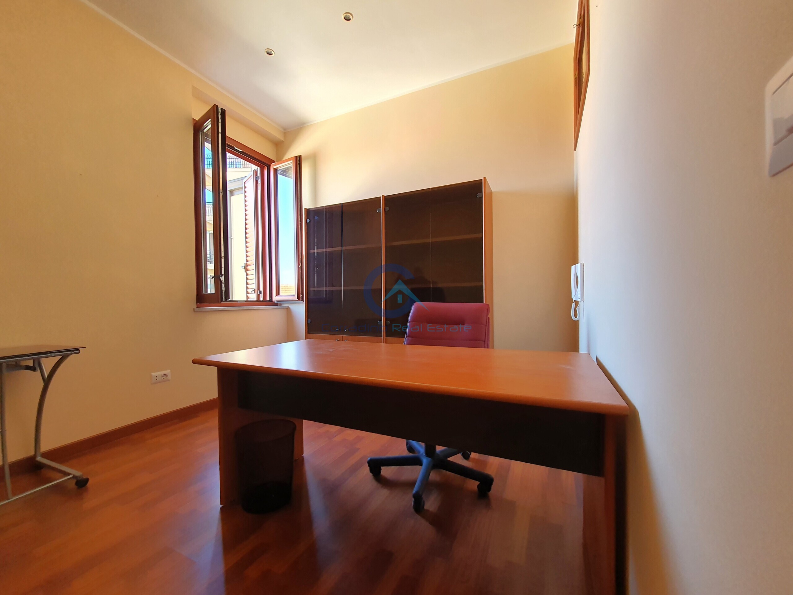 Ufficio in affitto in via vincenzo ciaccio 30, Catanzaro