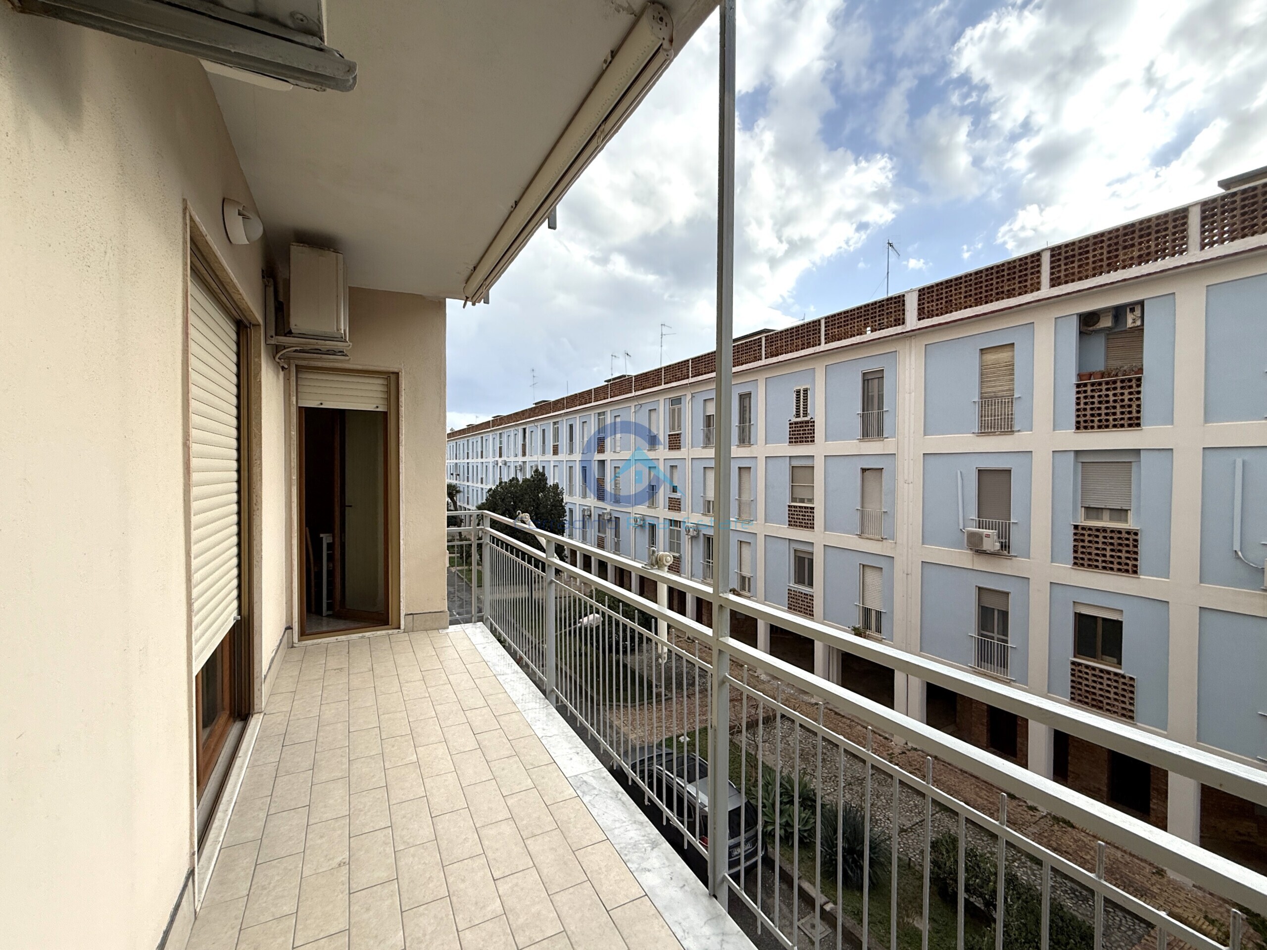 Quadrilocale vista mare in via ferdinando magellano 5, Catanzaro