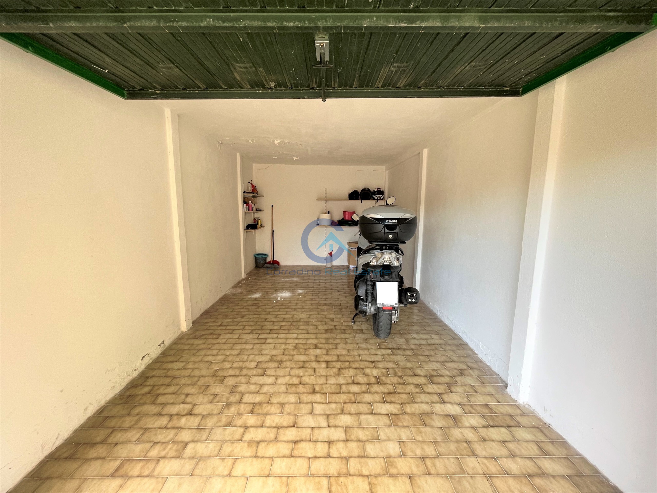 Posto auto coperto in affitto, Catanzaro lido