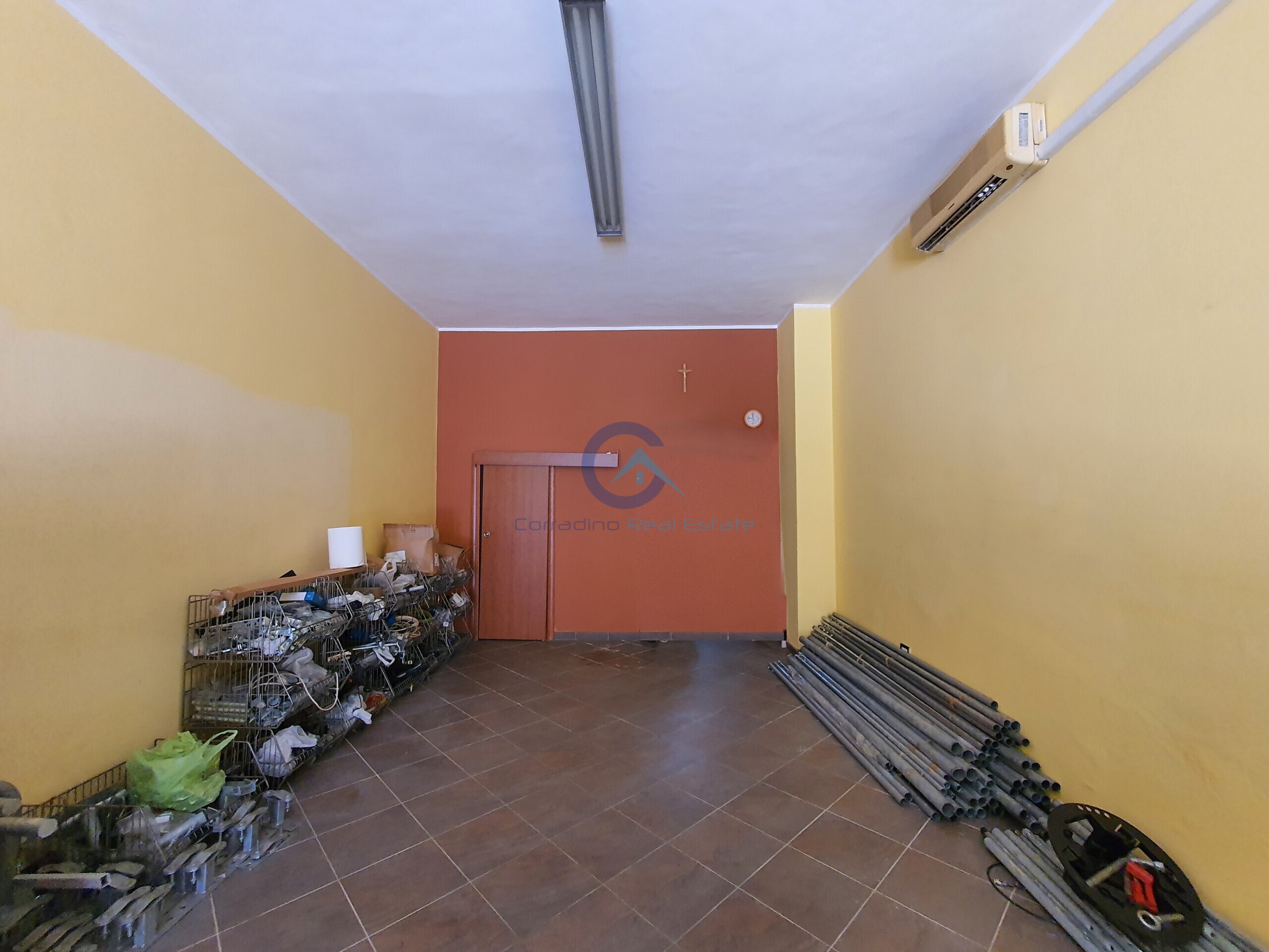 Locale commerciale in affitto in via nazionale 125, Catanzaro