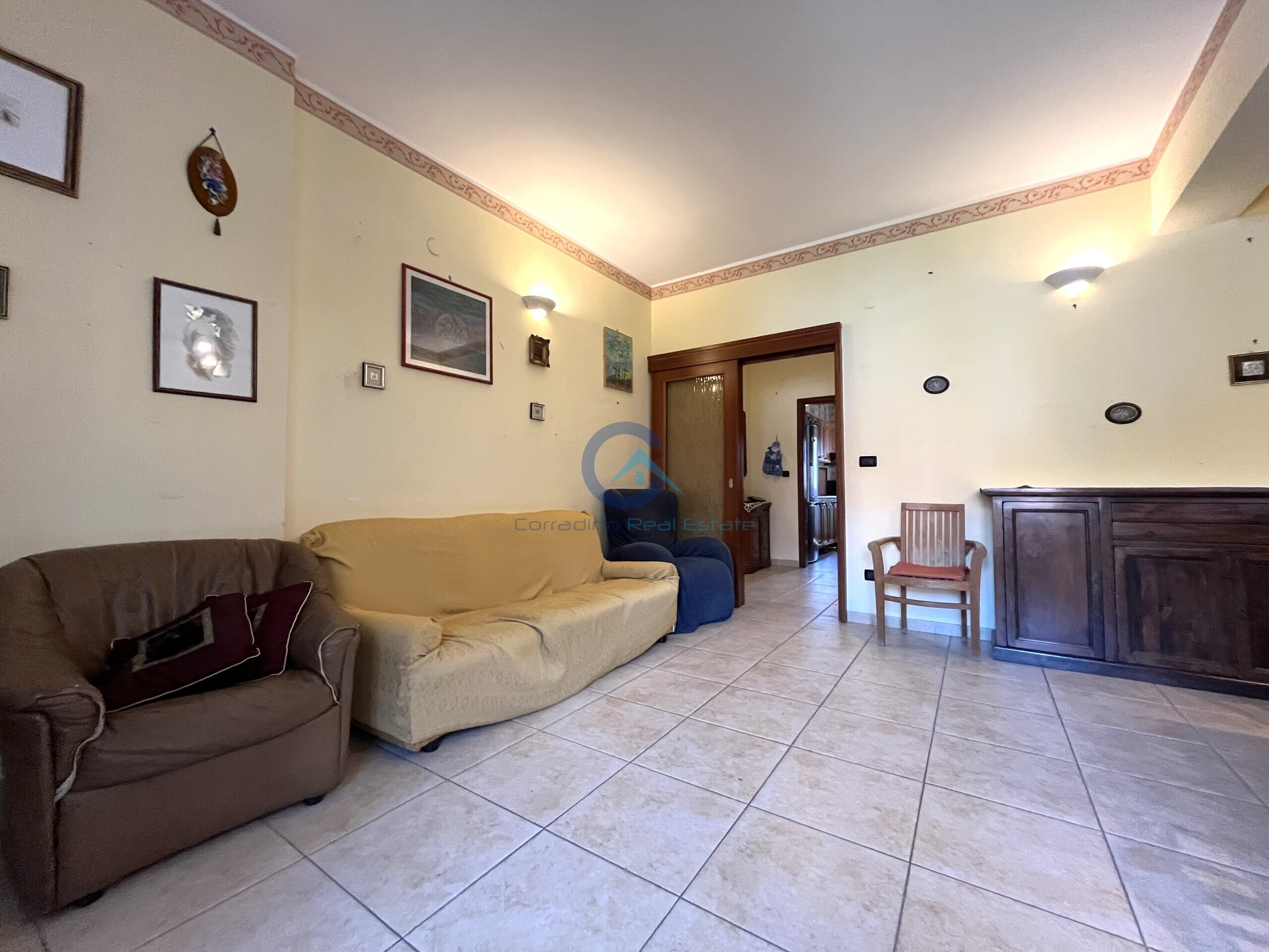 Trilocale con giardino in via magenta 13a, Catanzaro
