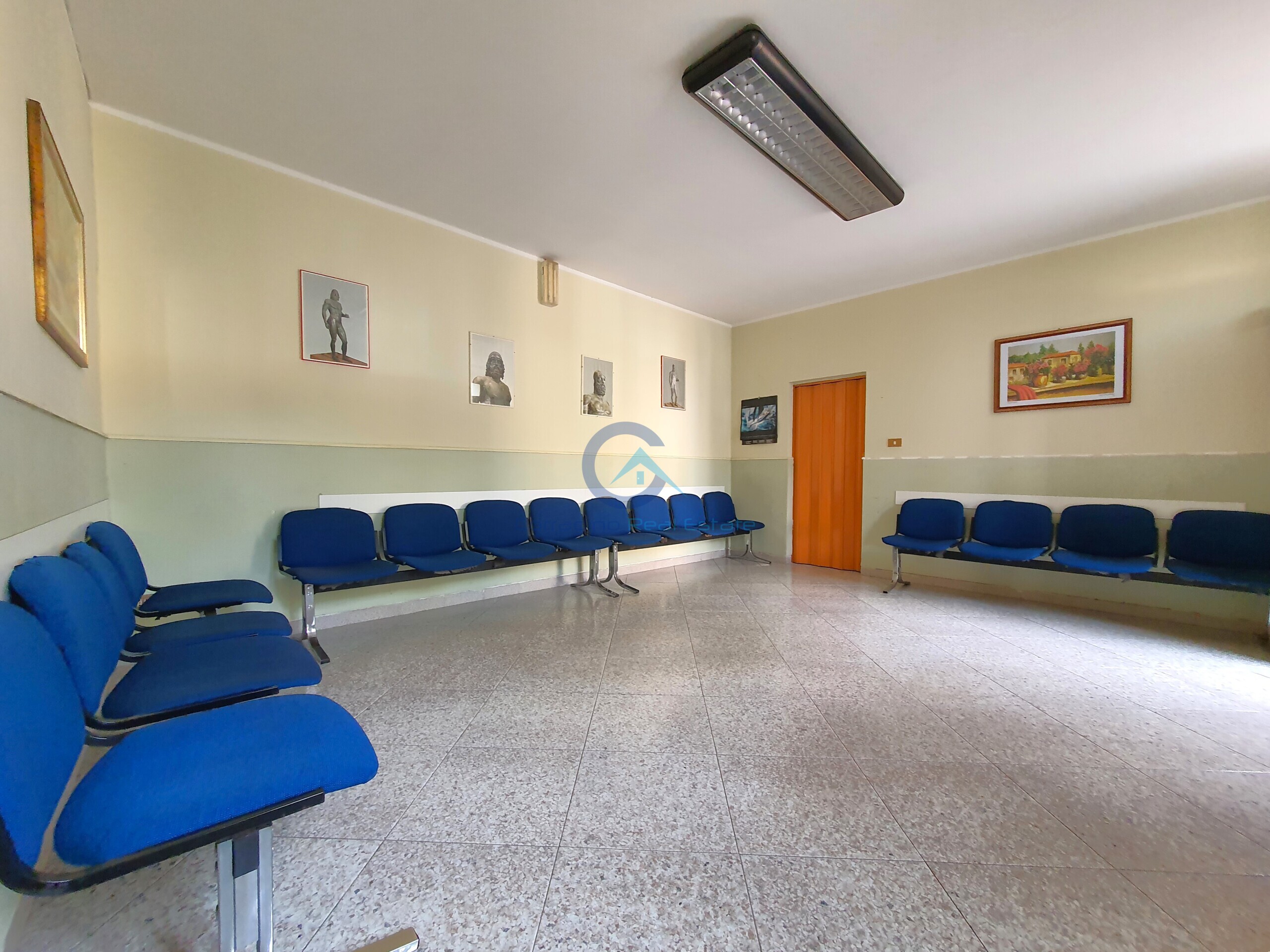 Ufficio in affitto in via ettore vitale 75, Catanzaro