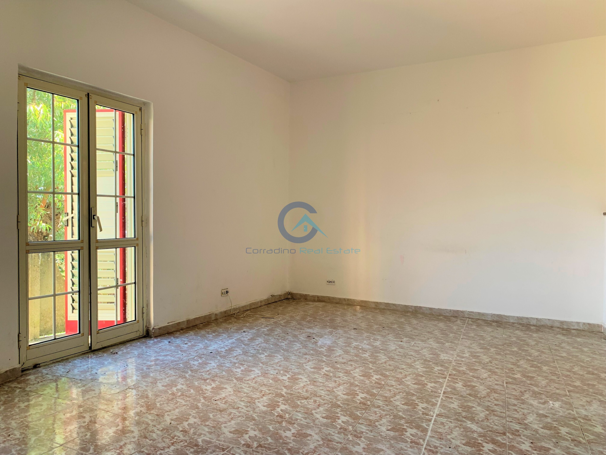 Casa indipendente con terrazzi, Catanzaro s. elia