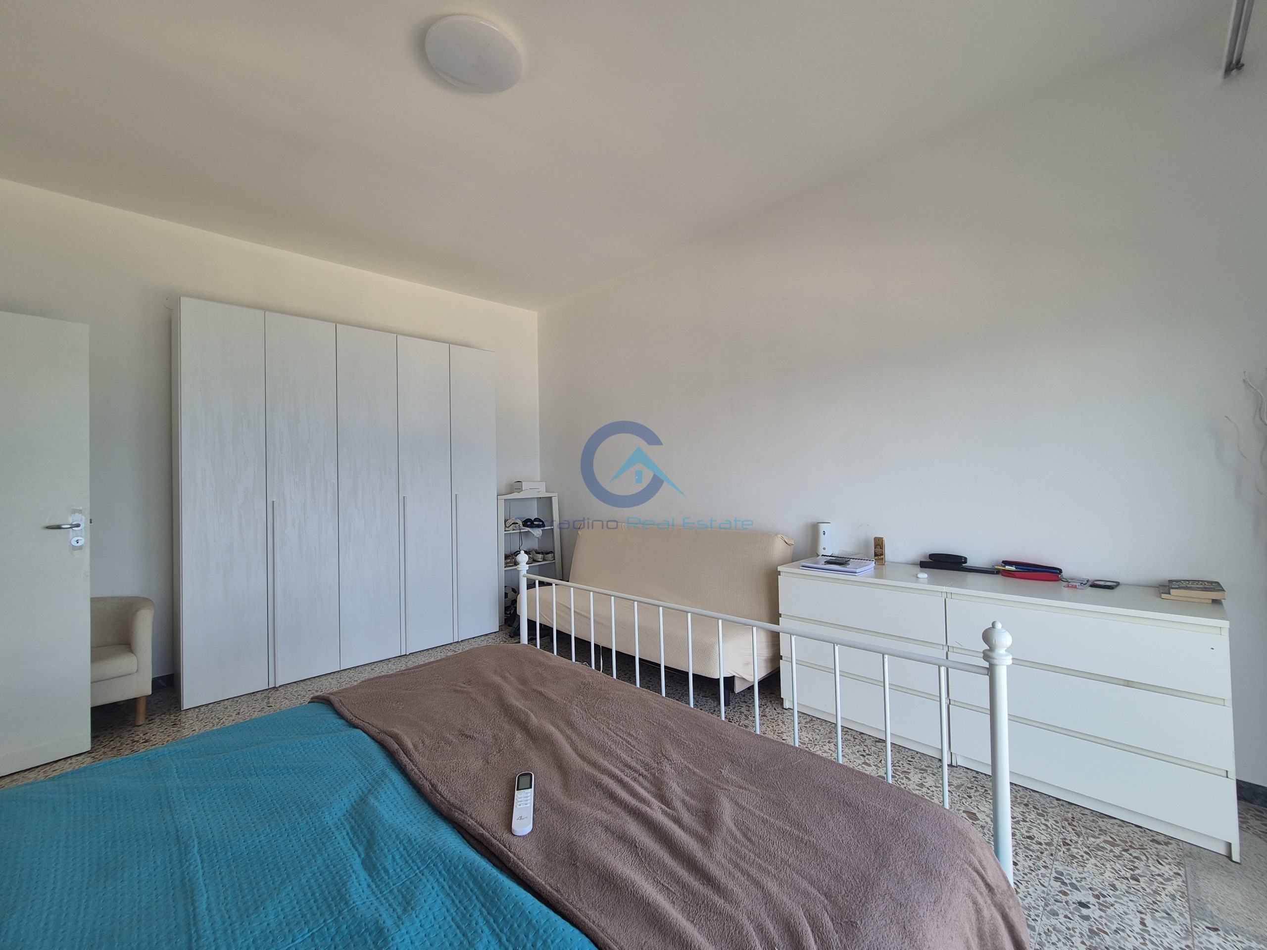 Bilocale con terrazzo in via f.caracciolo 17, Catanzaro