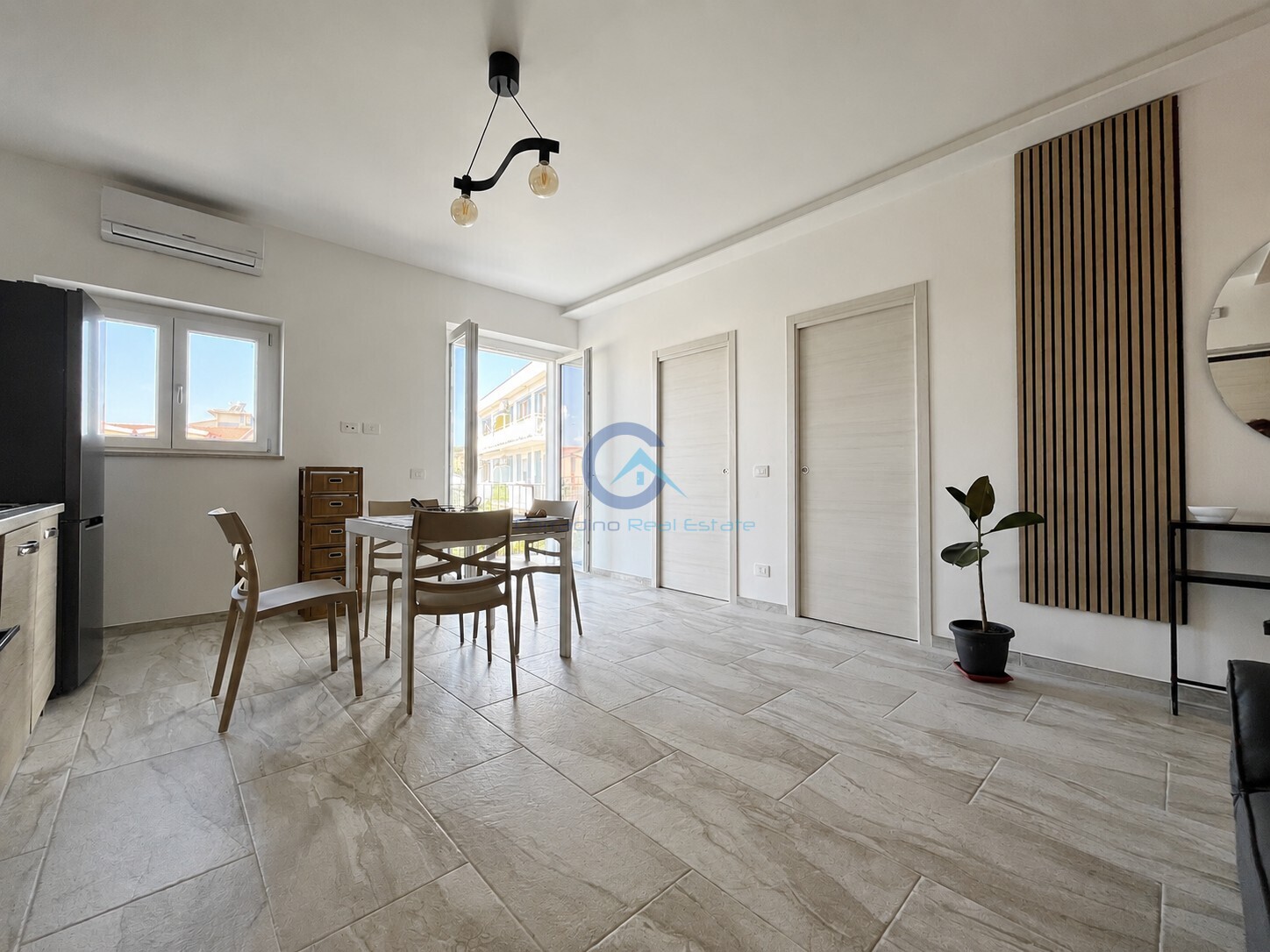 Trilocale ristrutturato in via sant'elena 22, Catanzaro