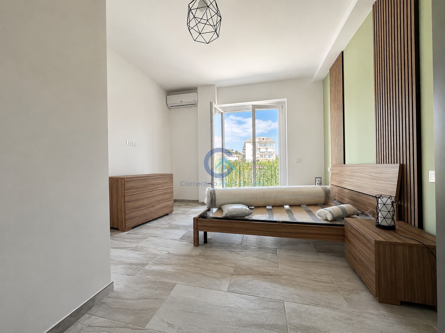 Trilocale ristrutturato in via sant'elena 22, Catanzaro
