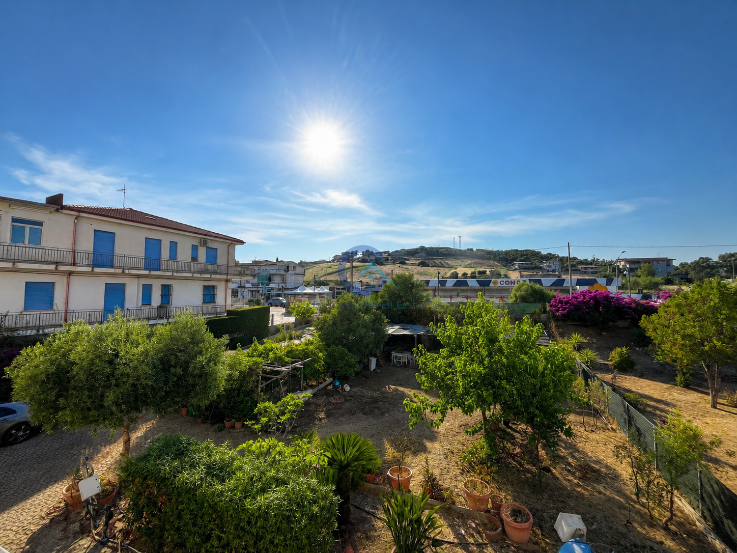 Trilocale con giardino in via nazionale 152, Riace