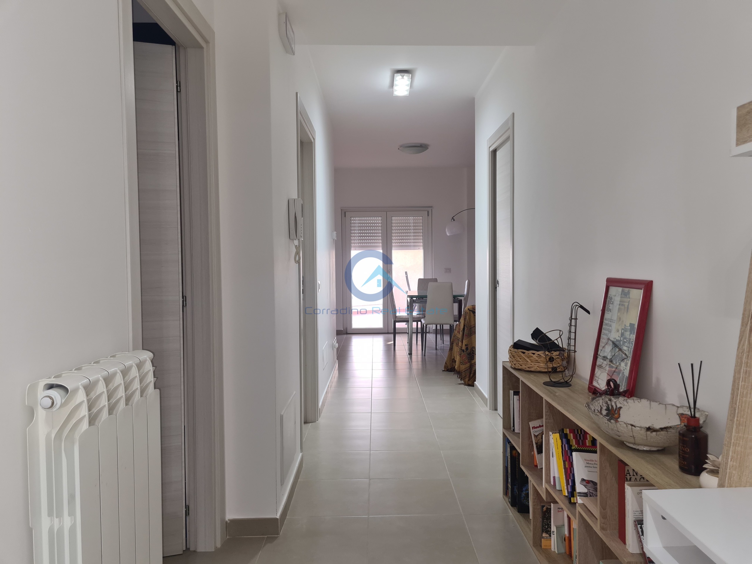 Trilocale con terrazzo, Catanzaro lungomare