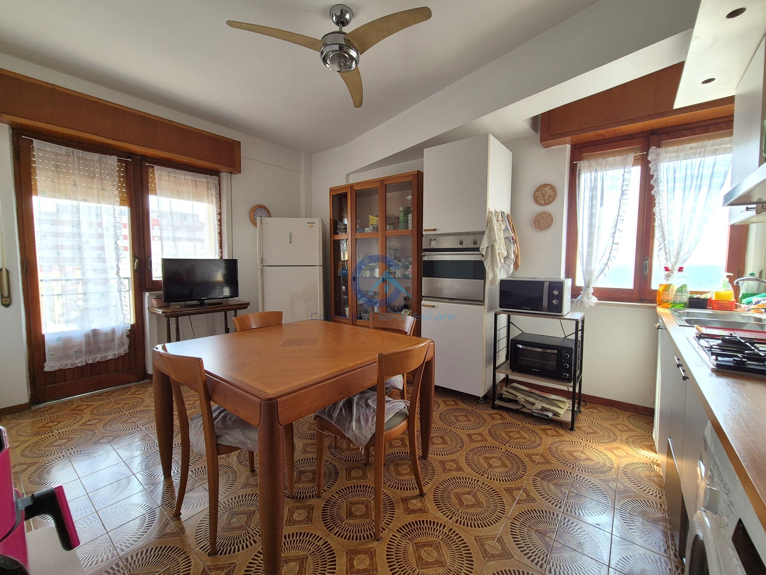 Appartamento con terrazzo, Catanzaro lido