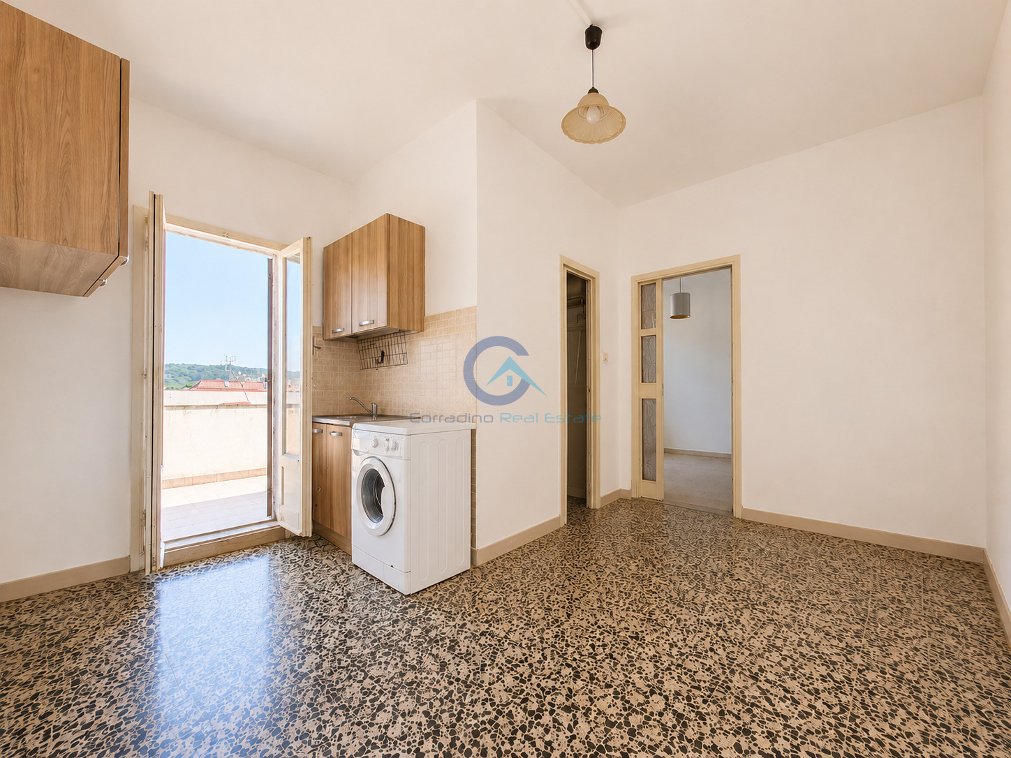 Attico con terrazzo in via vasco de gama 8, Catanzaro