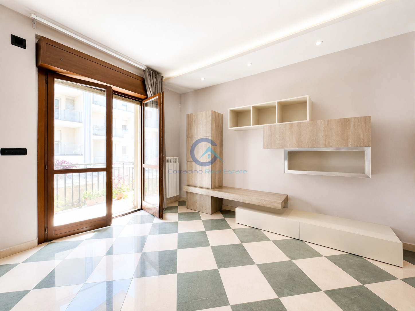 Appartamento con giardino in via nino gemelli 19, Catanzaro