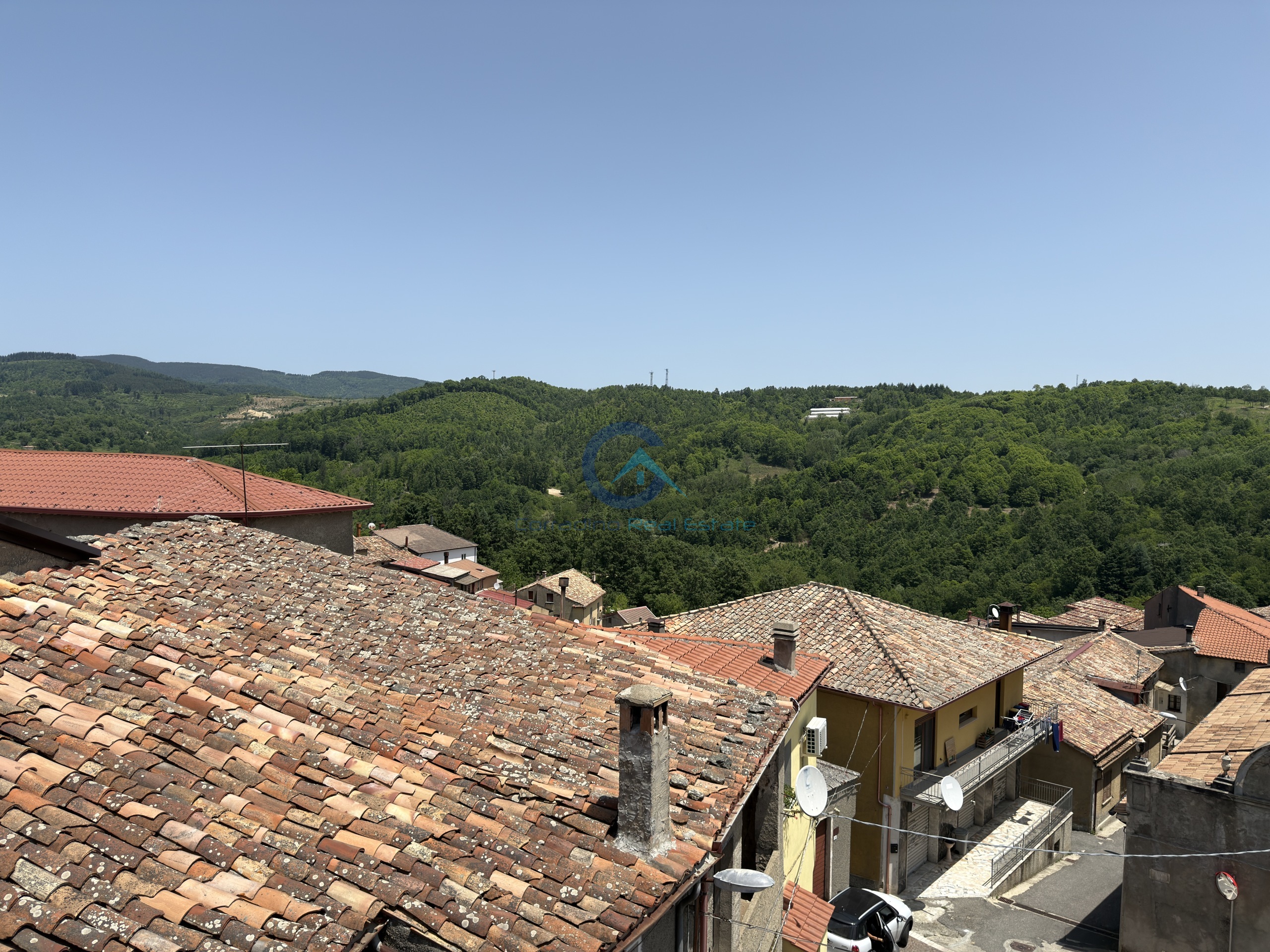 Casa indipendente con terrazzo in via partenope 17, Carlopoli