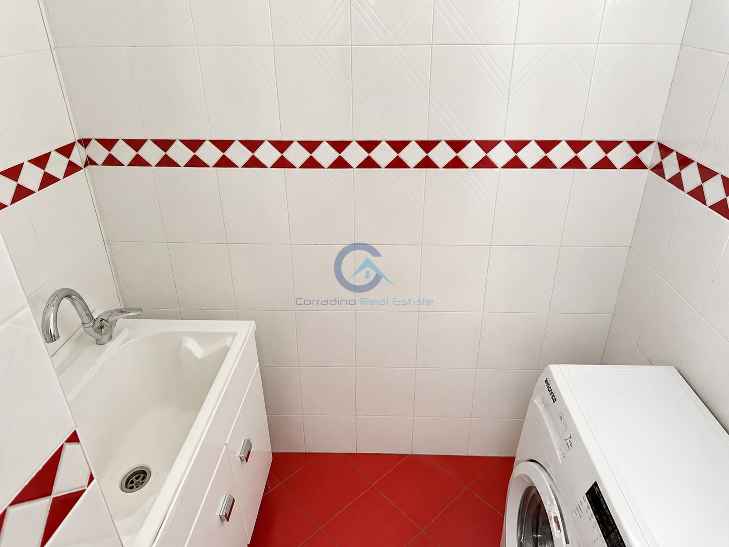 Quadrilocale in vendita in via lungomare stefano pugliese 7, Catanzaro