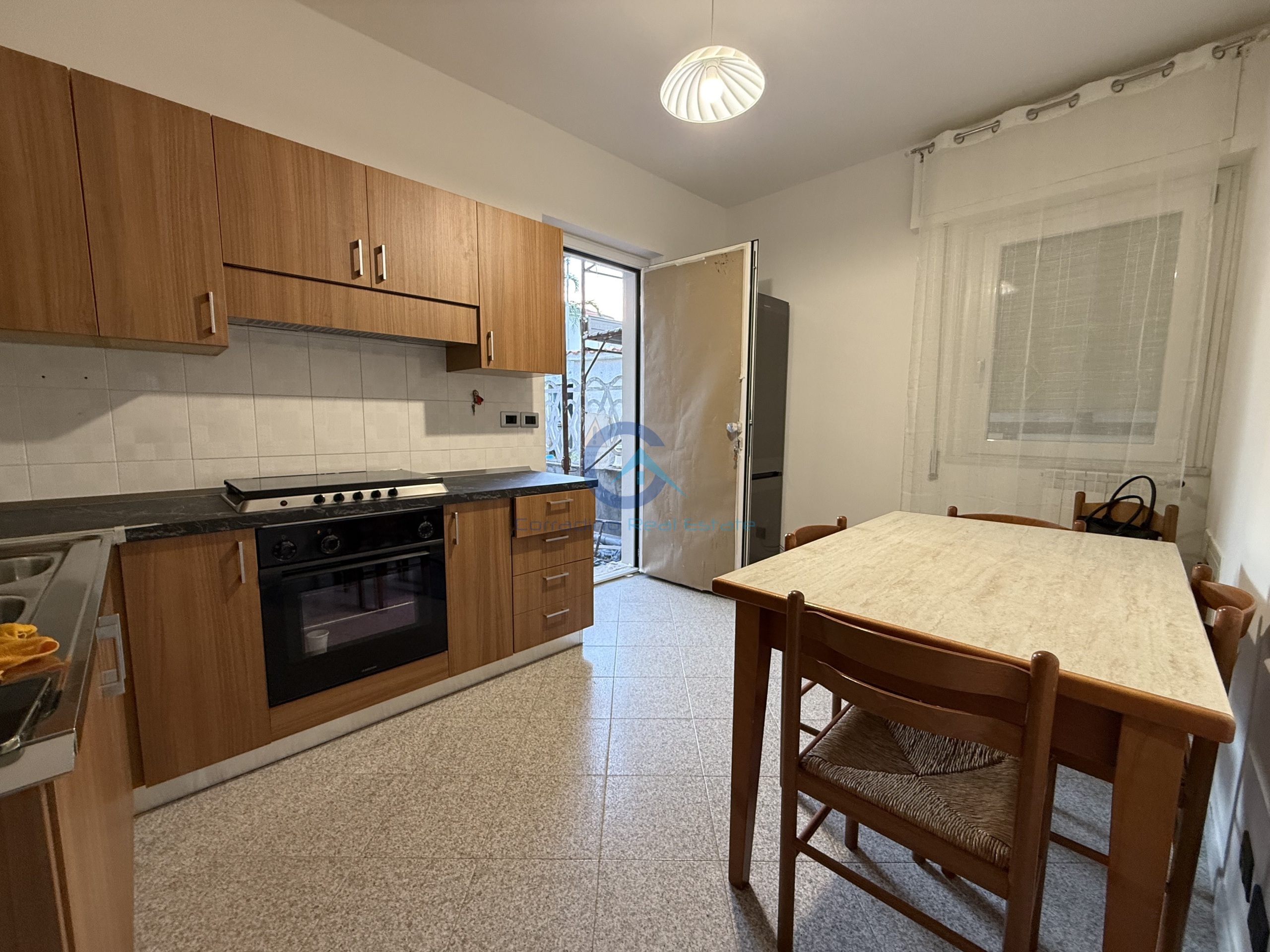 Villetta a schiera con giardino in via cardinale vincenzo lauro 19, Catanzaro