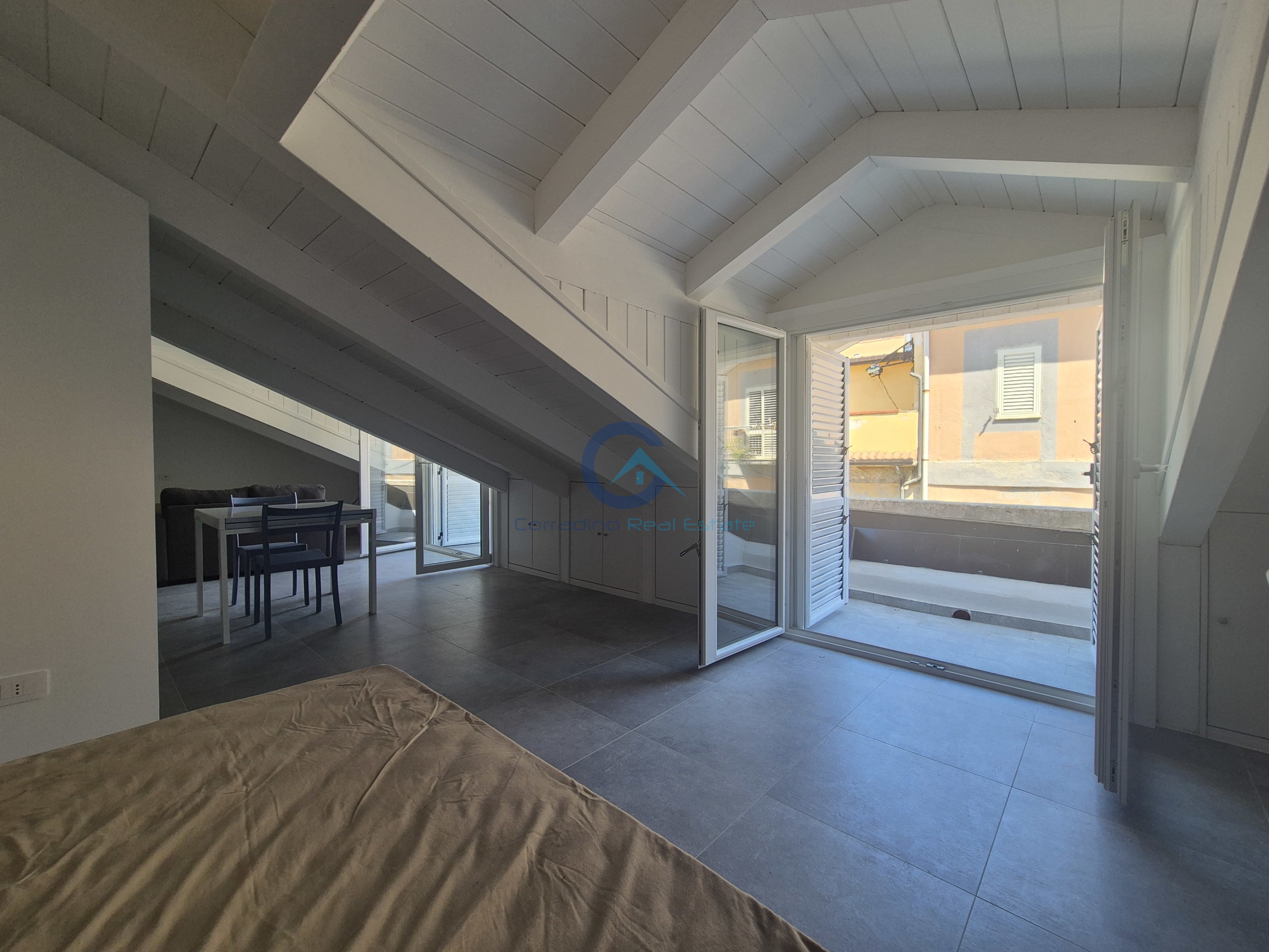 Attico con terrazzi in viale crotone 30, Catanzaro