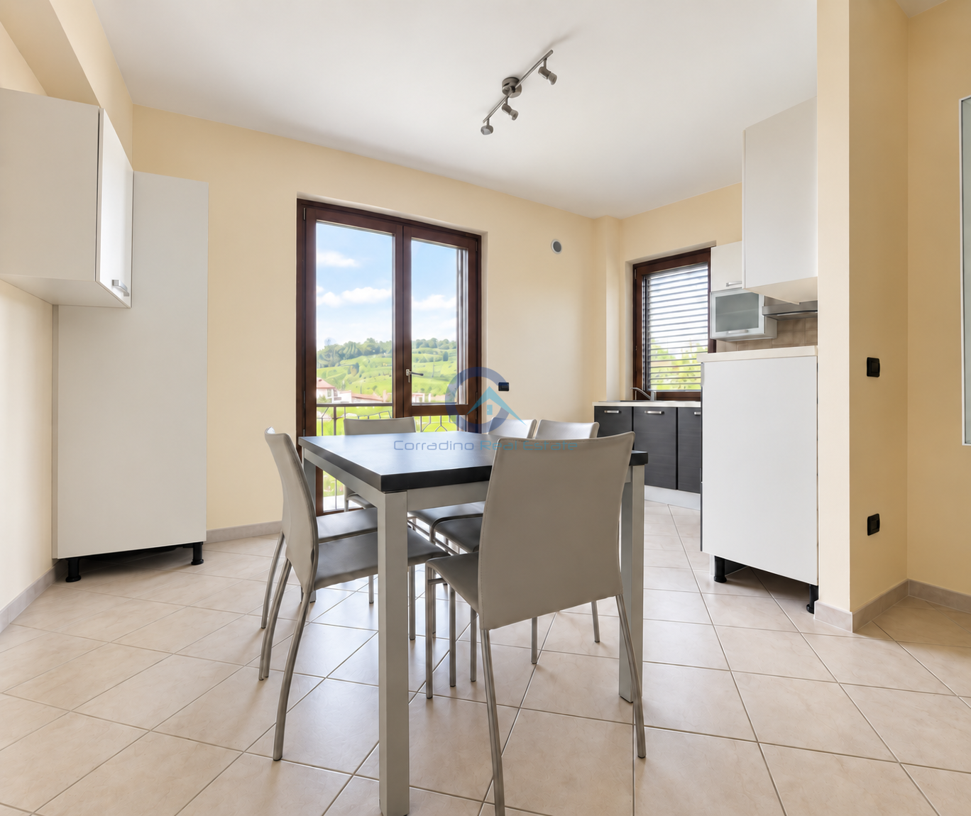 Quadrilocale in vendita in via francesco de luca 1, Catanzaro