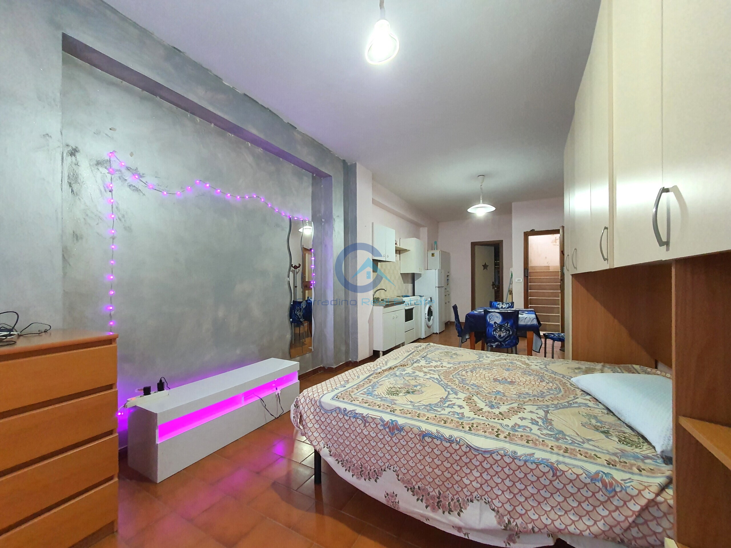 Monolocale con terrazzo, Catanzaro mater domini