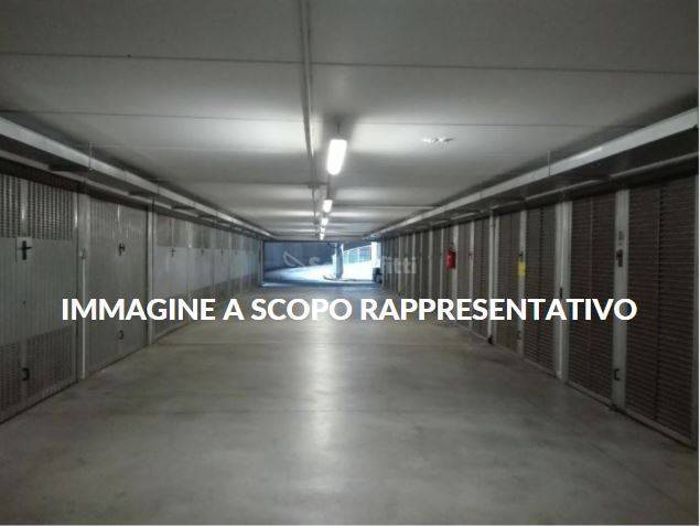 Box/Garage 14mq in affitto in via andrea doria 2, Nova Milanese