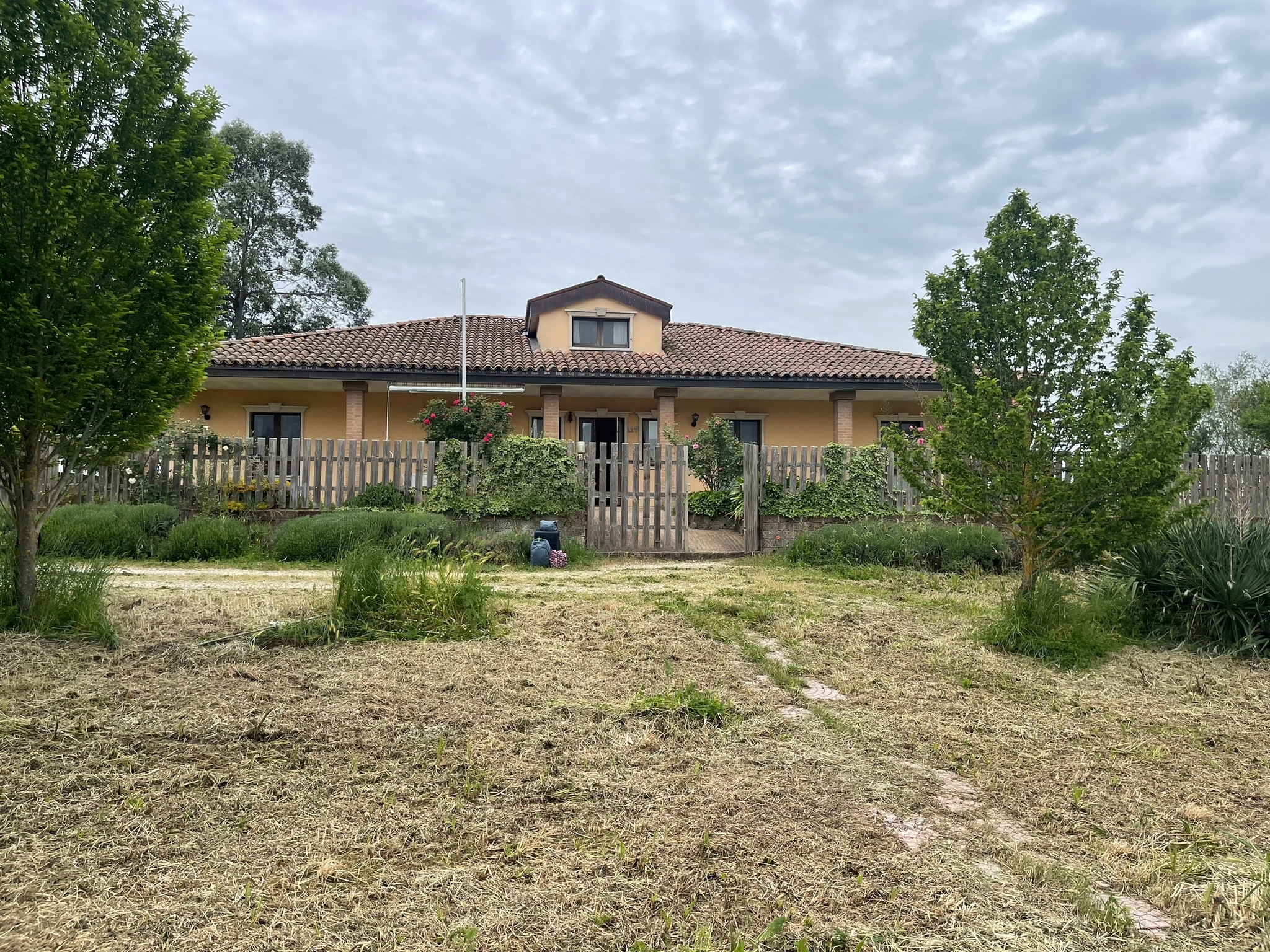 Villa con giardino in vocabolo murotondo, Baschi