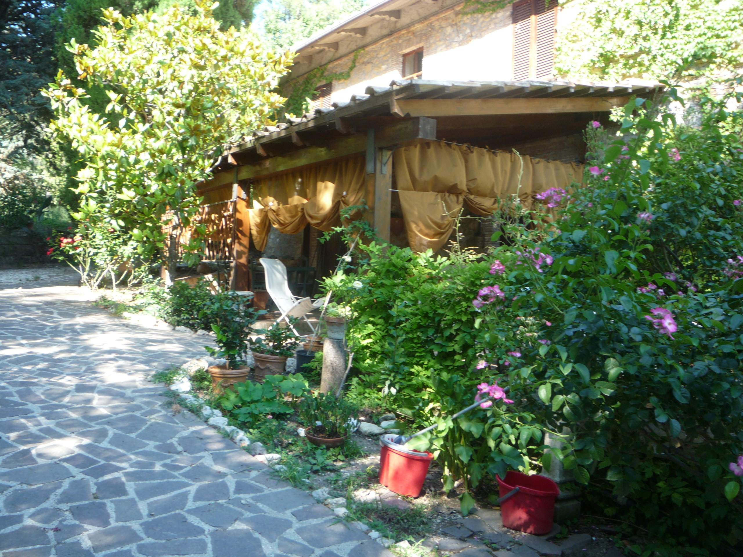 Casa indipendente con giardino in strada di montoro, Narni