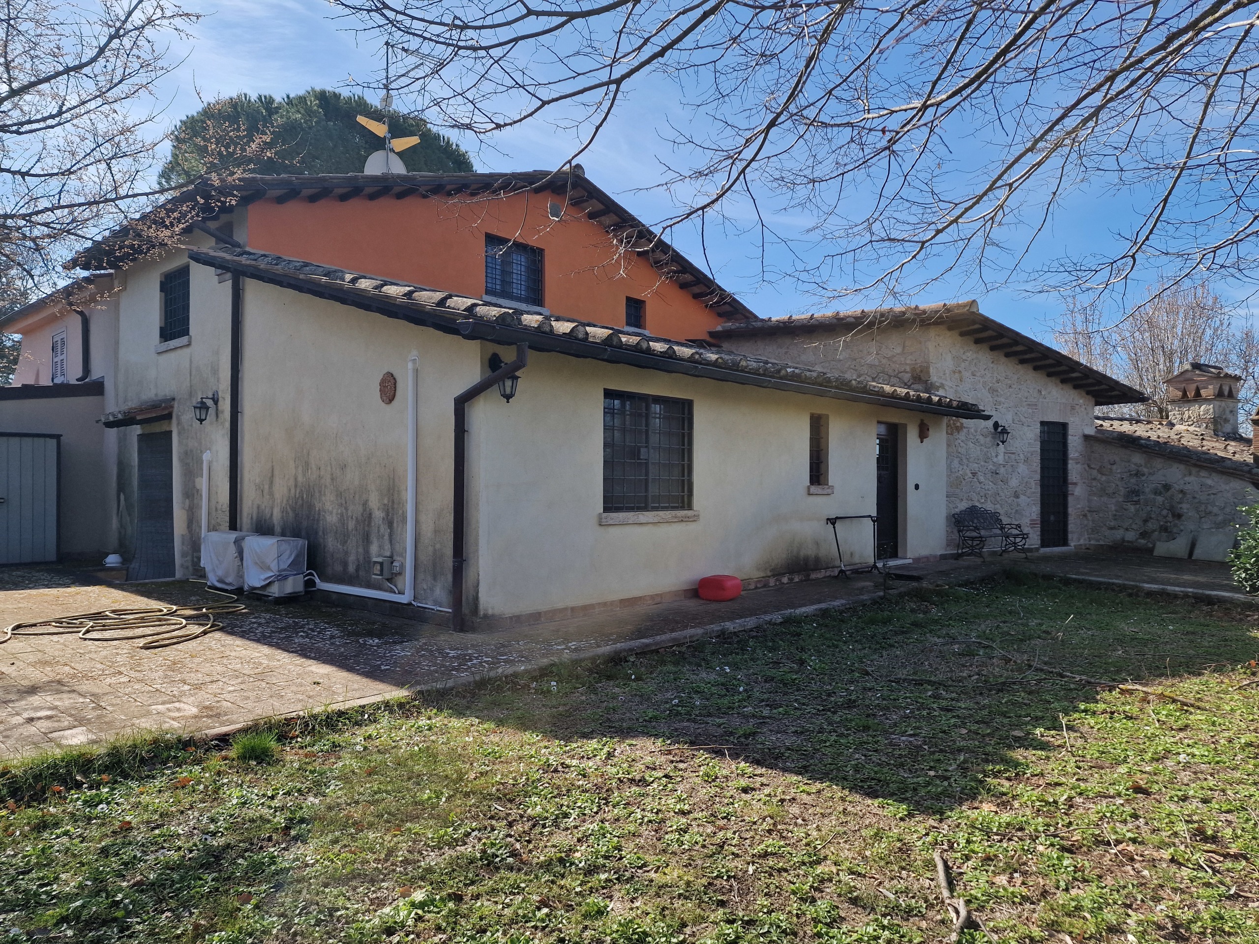 Casa indipendente con giardino in vocabolo morre 72, Lugnano in Teverina