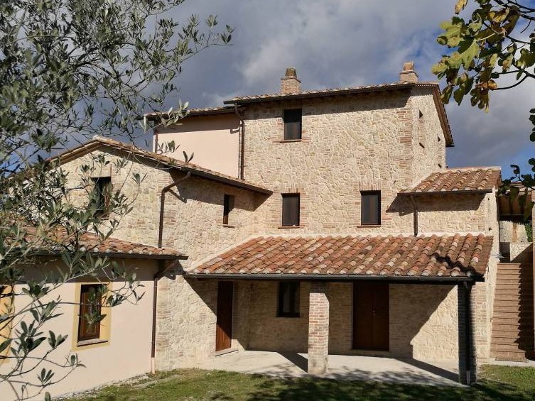 Casa indipendente in vendita in via roma 11, Avigliano Umbro