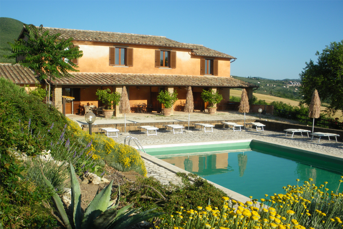 Casa indipendente con giardino a Montecchio