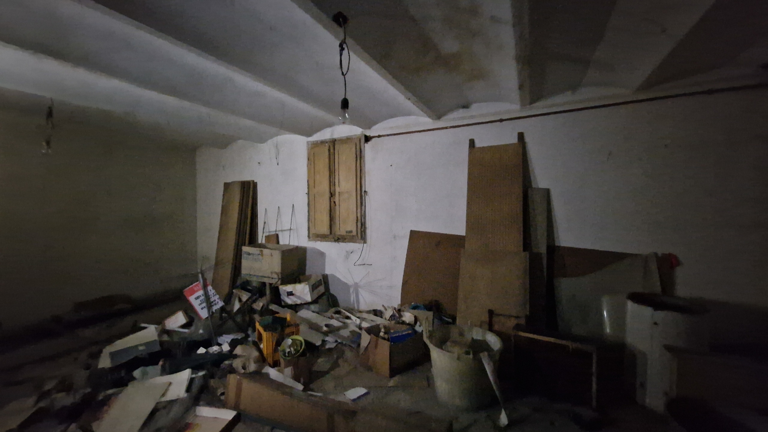 Locale commerciale da ristrutturare in via giacomo matteotti, Todi