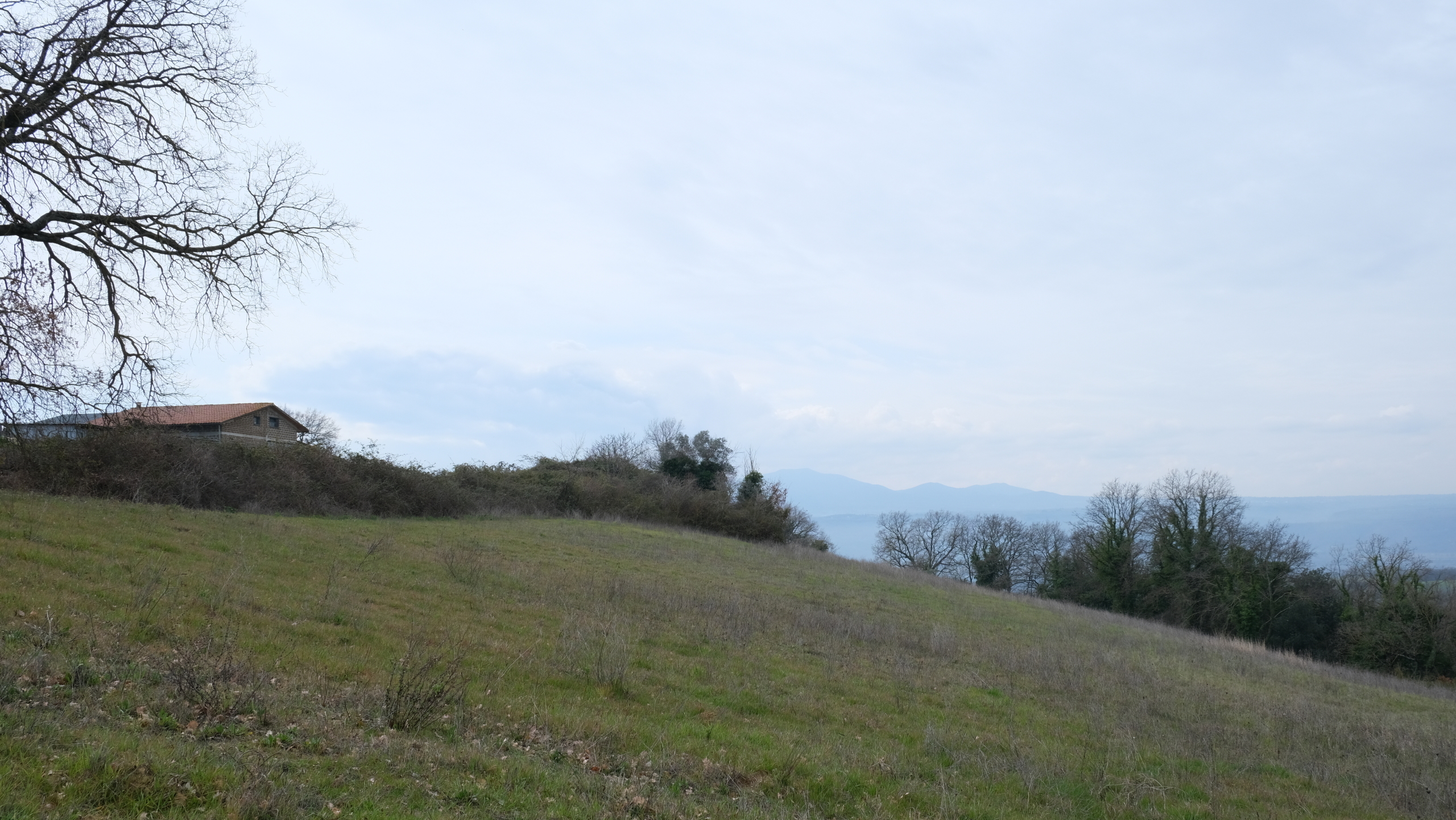 Rustico da ristrutturare in vocabolo grottoni, Lugnano in Teverina