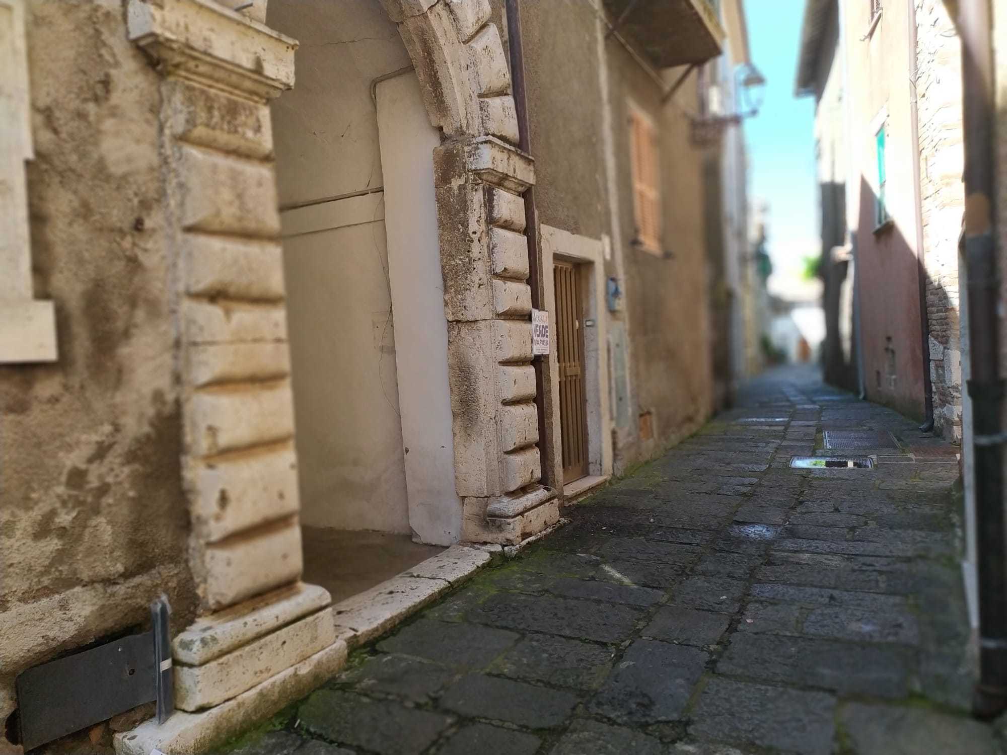 Casa indipendente in vendita in via umberto i, Alviano