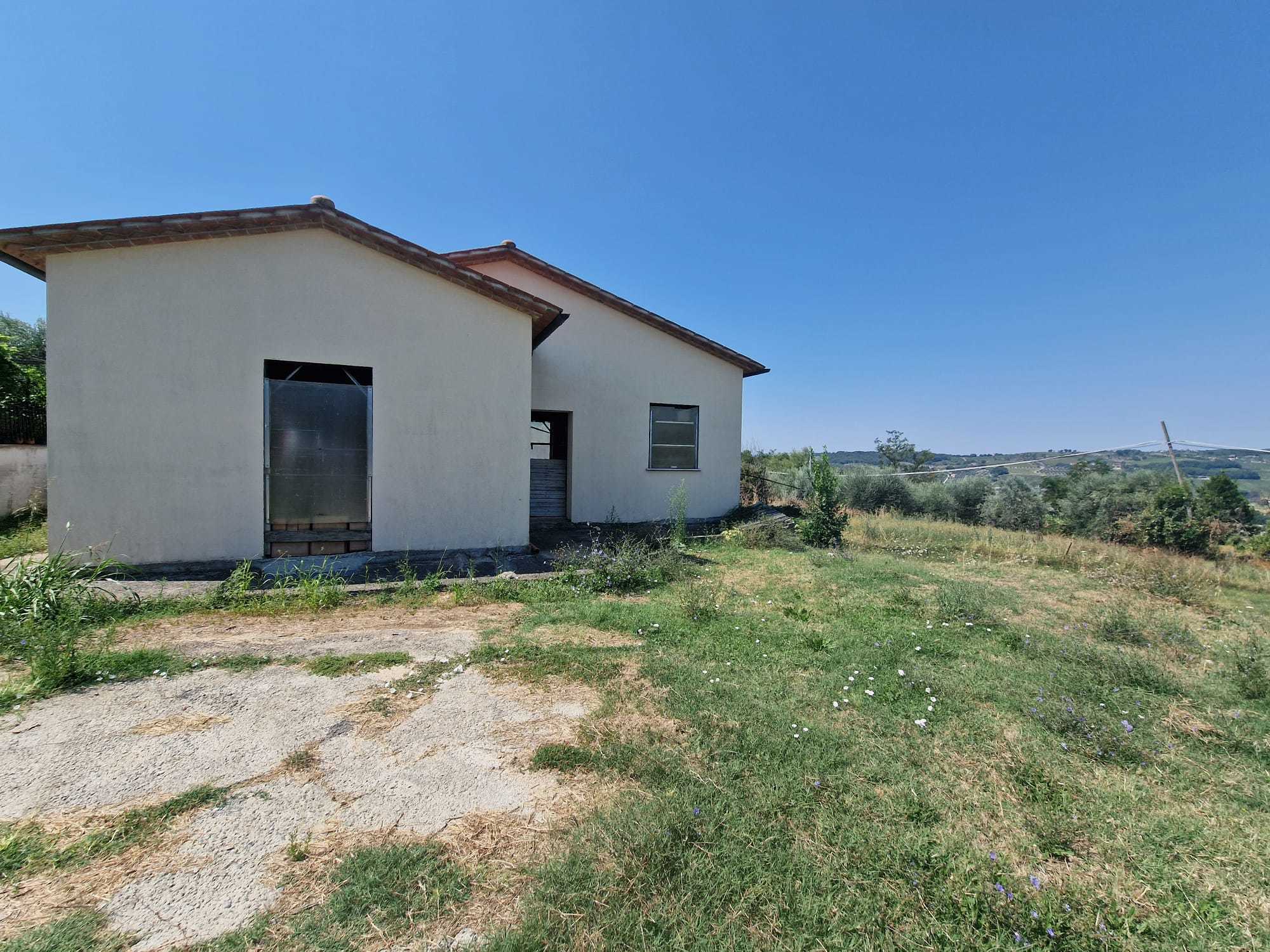 Rustico con giardino in strada di montoro, Amelia