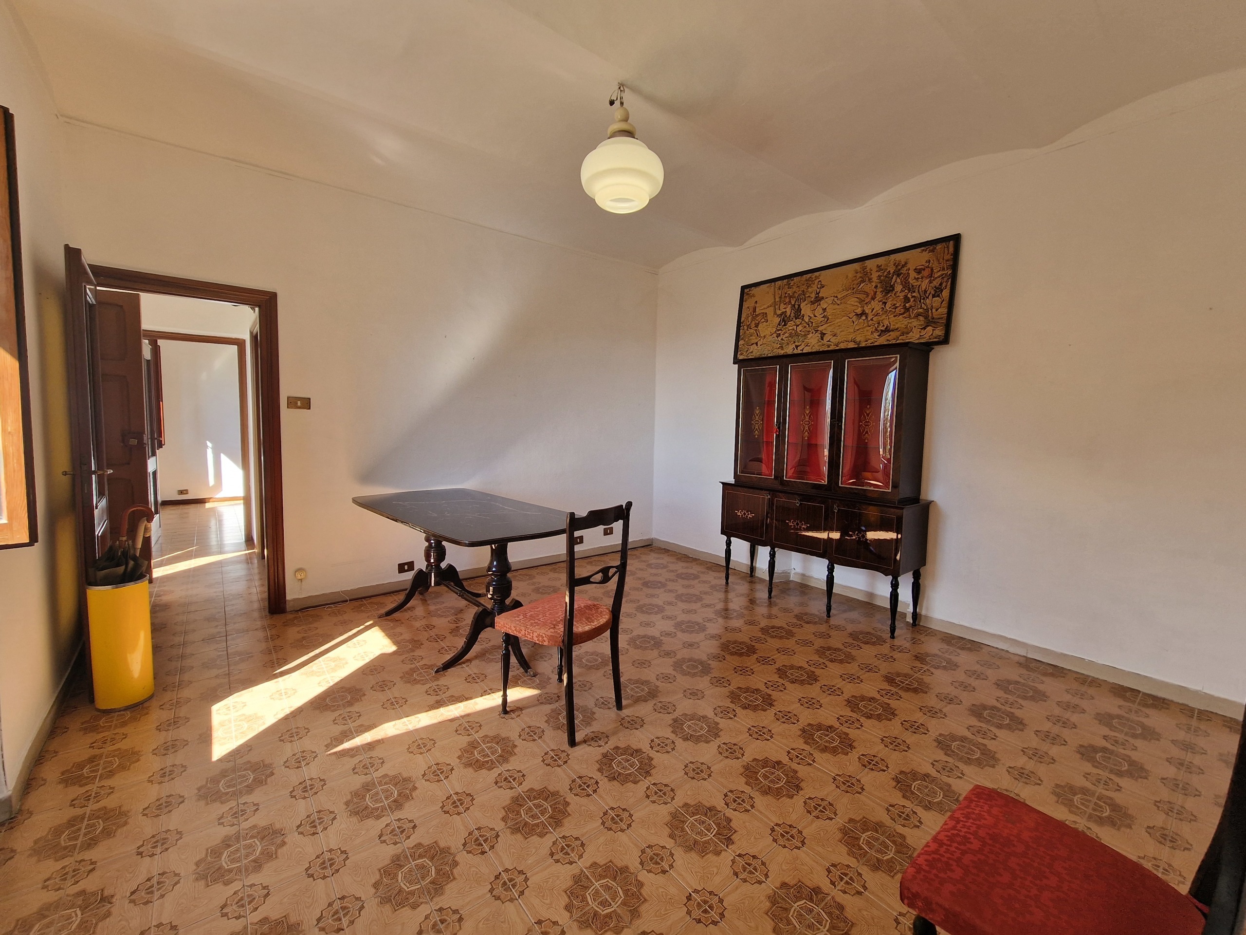 Casa indipendente con terrazzo in porchiano, Amelia