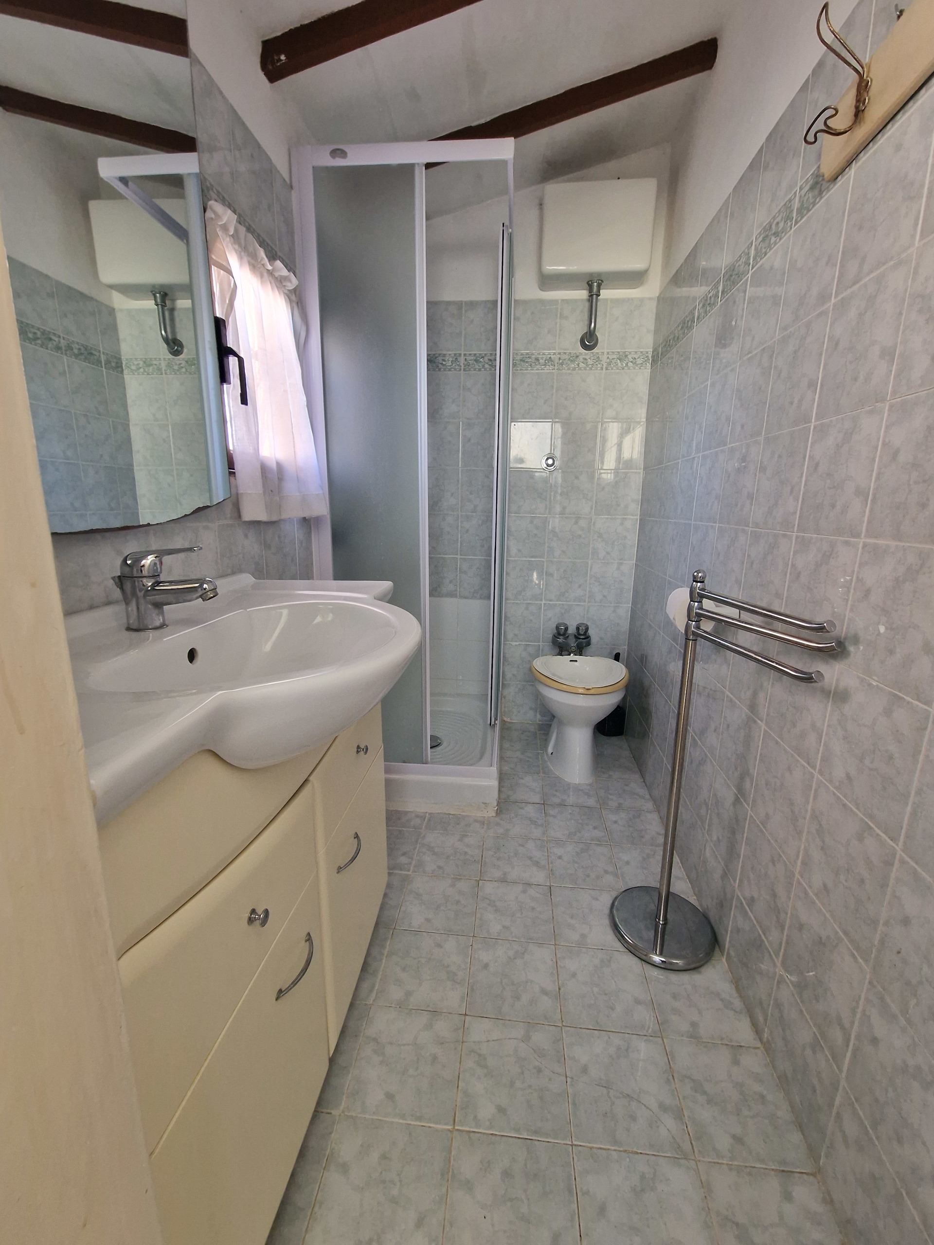 Casa indipendente con terrazzo in porchiano, Amelia