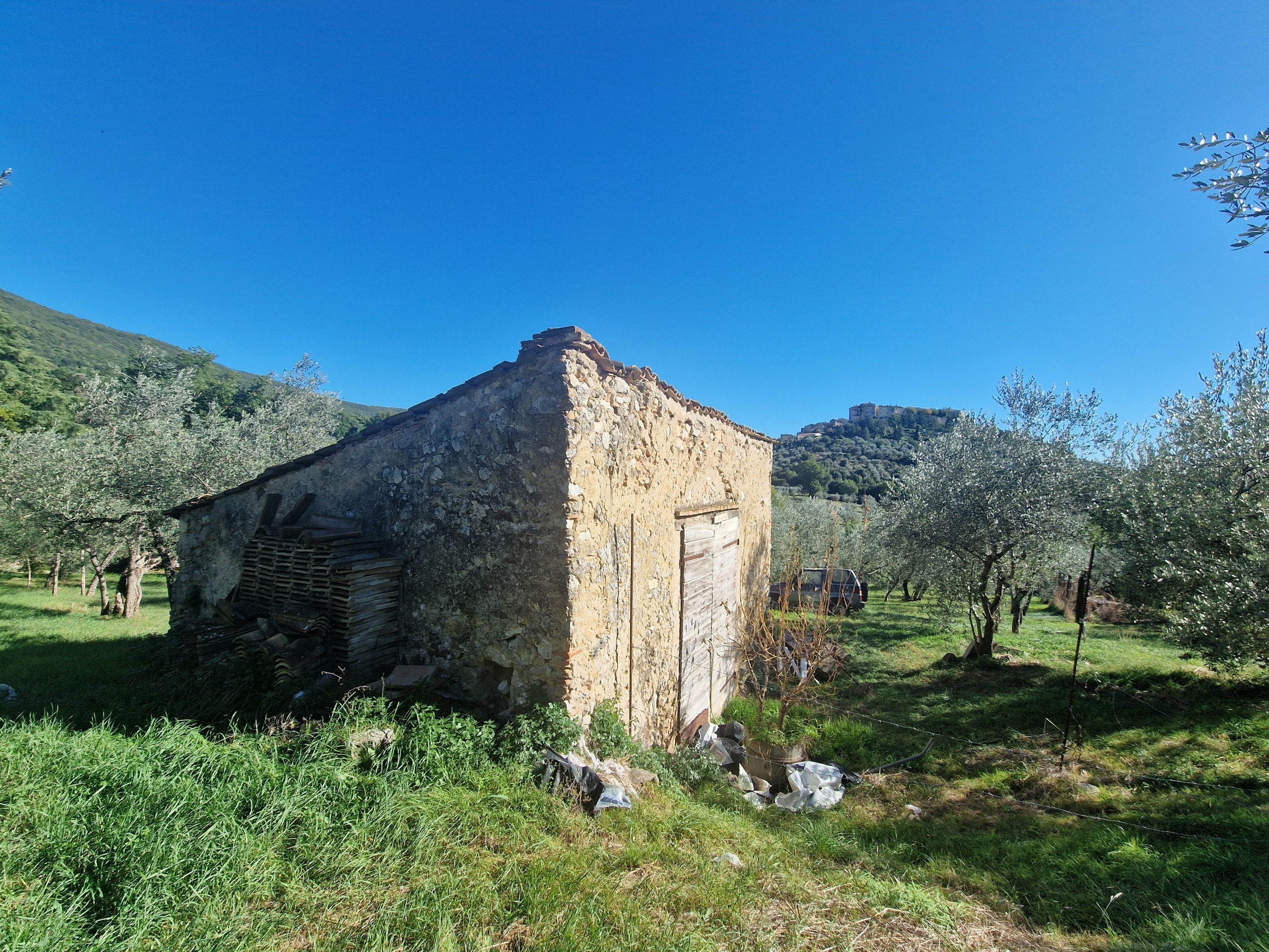 Casa indipendente da ristrutturare in via sant'antonio, Lugnano in Teverina