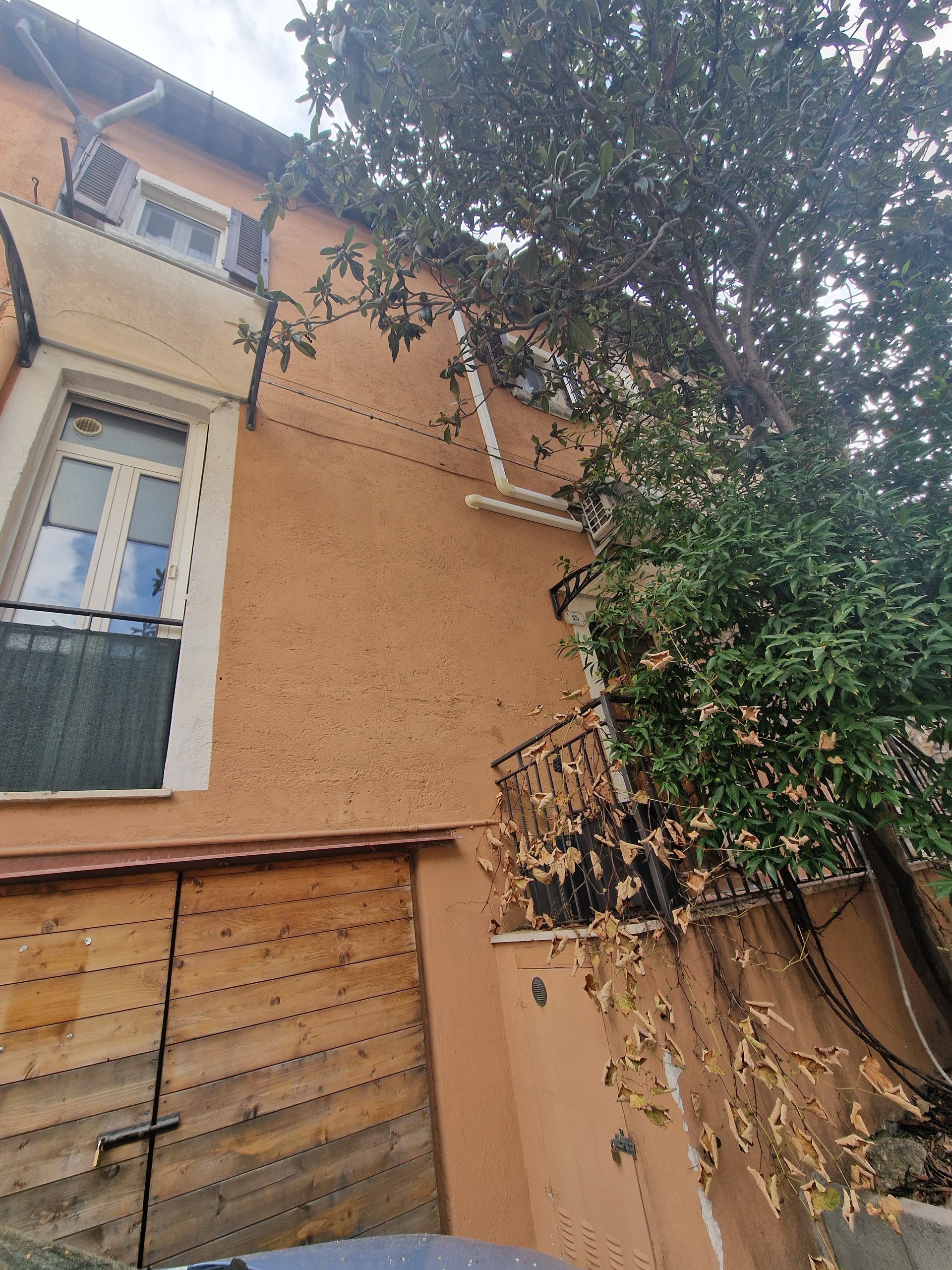 Casa indipendente con box in via pizzutella 35, Terni