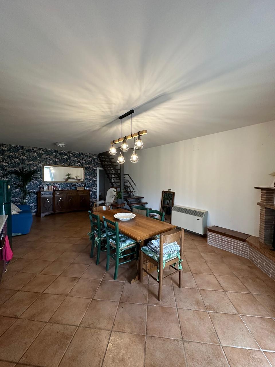 Casa indipendente con giardino in vocabolo torricella 80, Montecastrilli