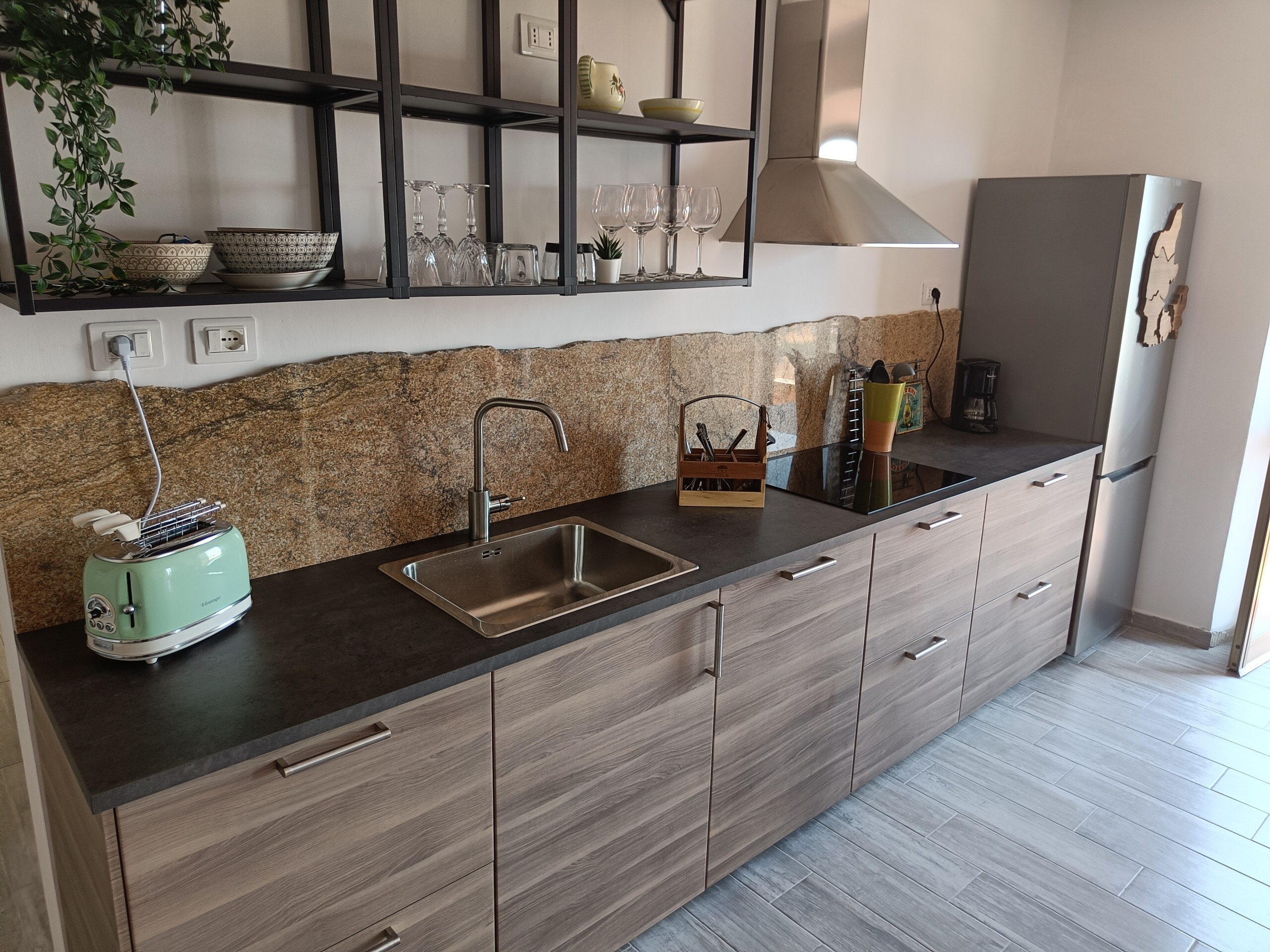 Quadrilocale con terrazzo in via delle scuole 6, Lugnano in Teverina