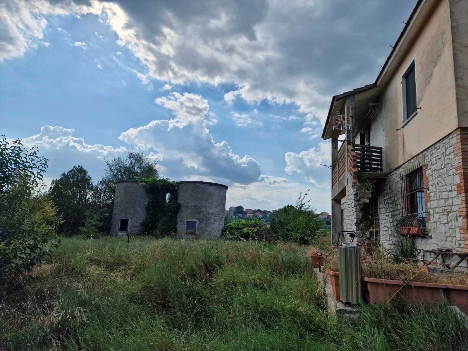 Casa indipendente con giardino in viale giacomo matteotti, Avigliano Umbro
